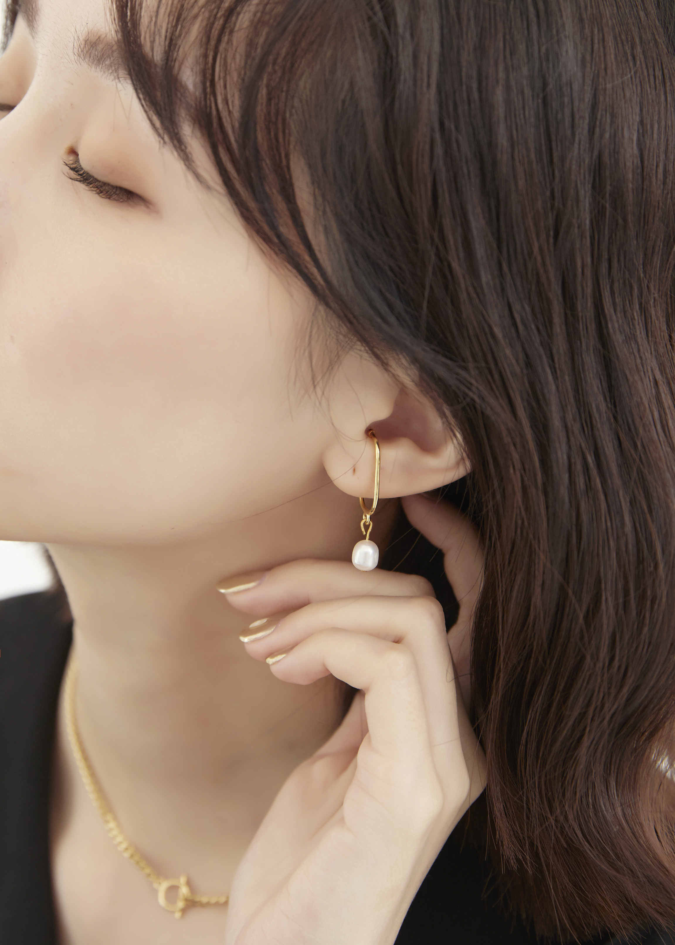 Drip 耳掛式珍珠耳環
