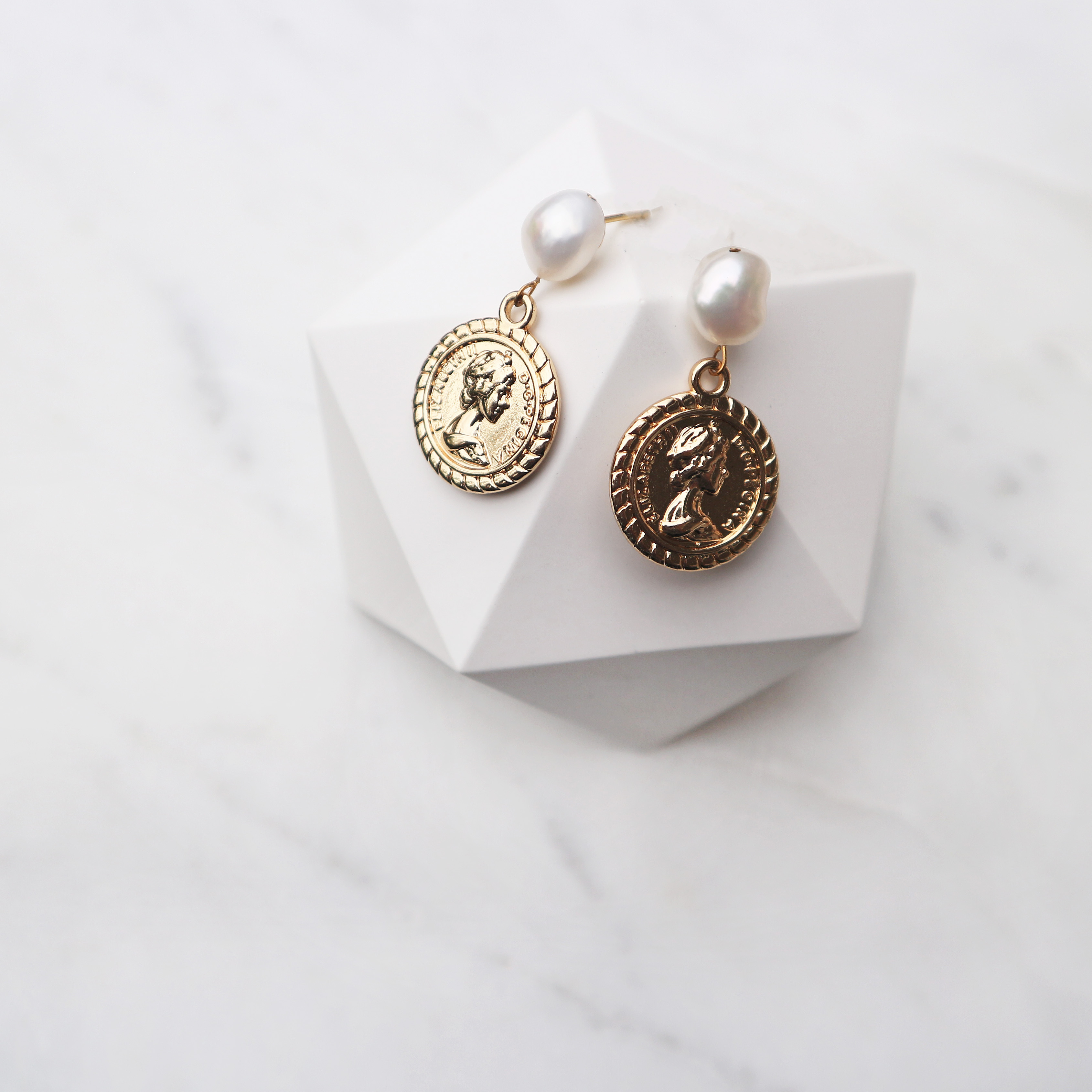 女王的珍珠錢幣 耳環