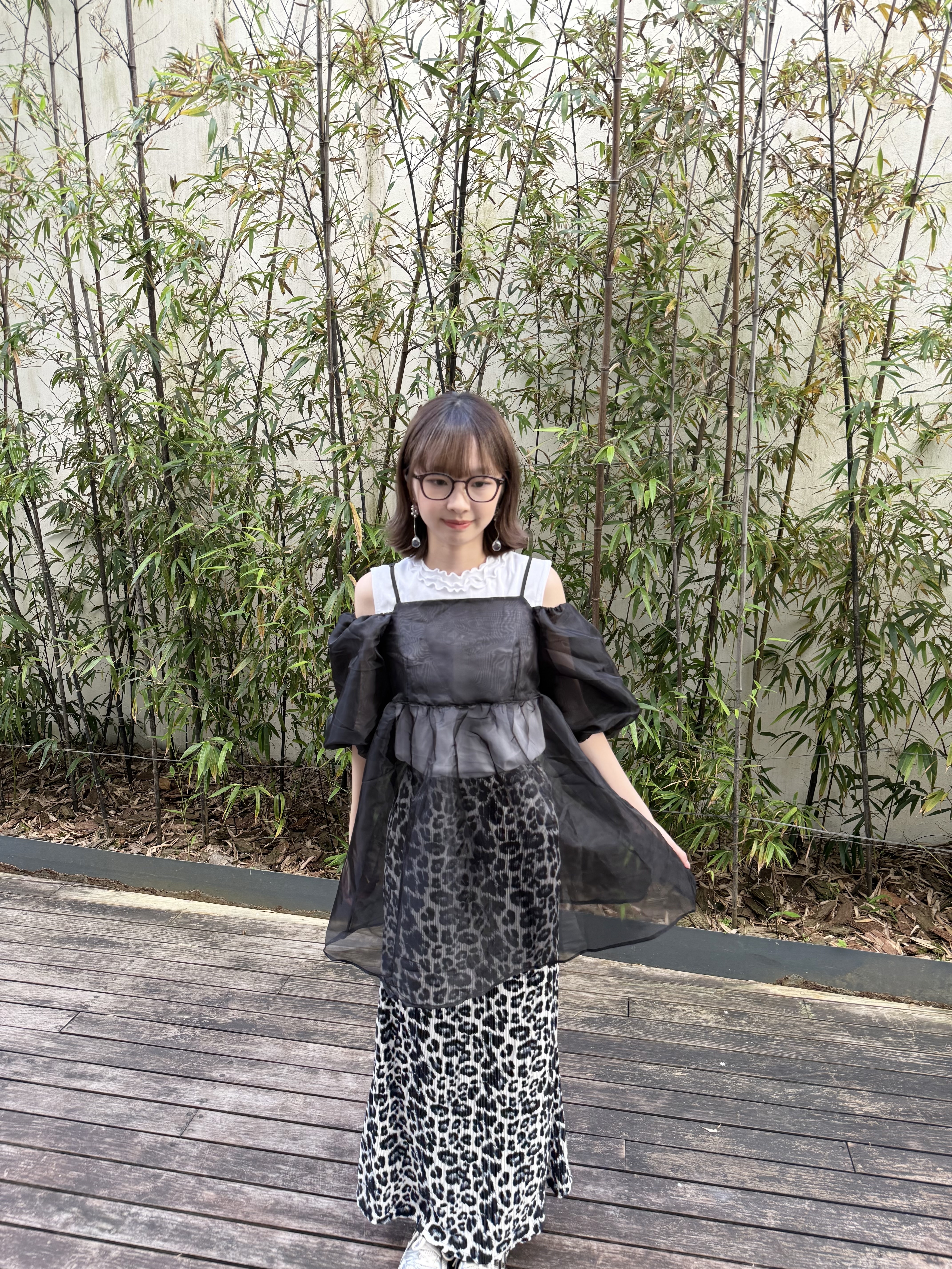 現貨 [4色入] Vol.123 2ways紗紗露肩短ops(Black)