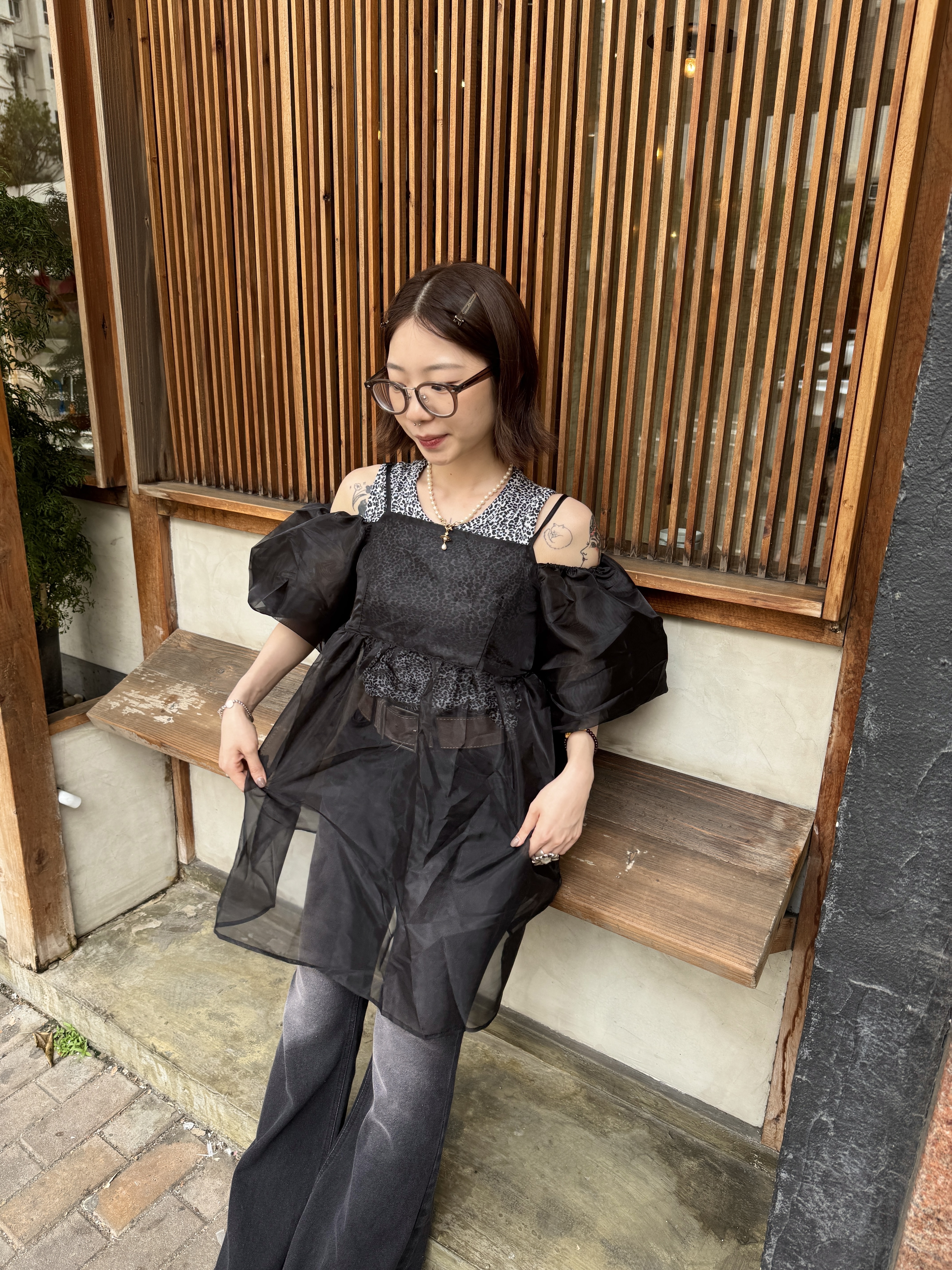 現貨 [4色入] Vol.123 2ways紗紗露肩短ops(Black)