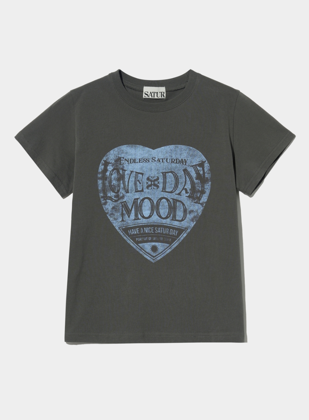 【SATUR】人氣★W Saturday Retro Mood Graphic T-Shirt SATUR] Saturday Retro Mood Graphic T-Shirt