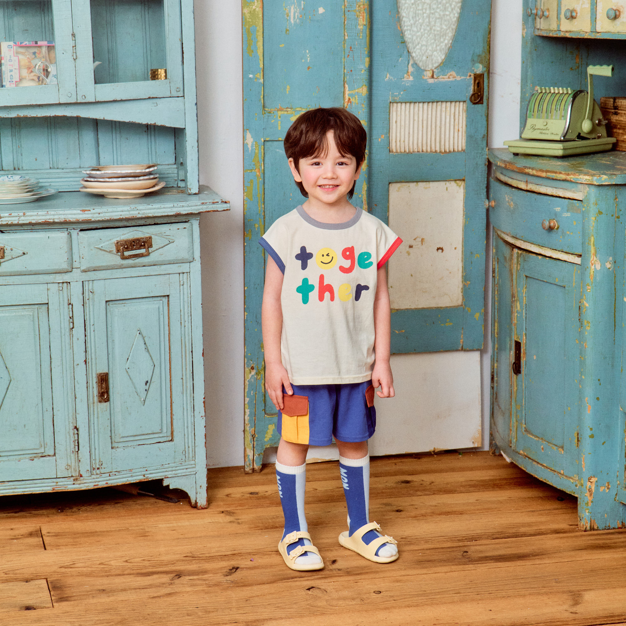 韓國 1st Blue - 25夏 俏皮表情塗鴉背心（兩色）