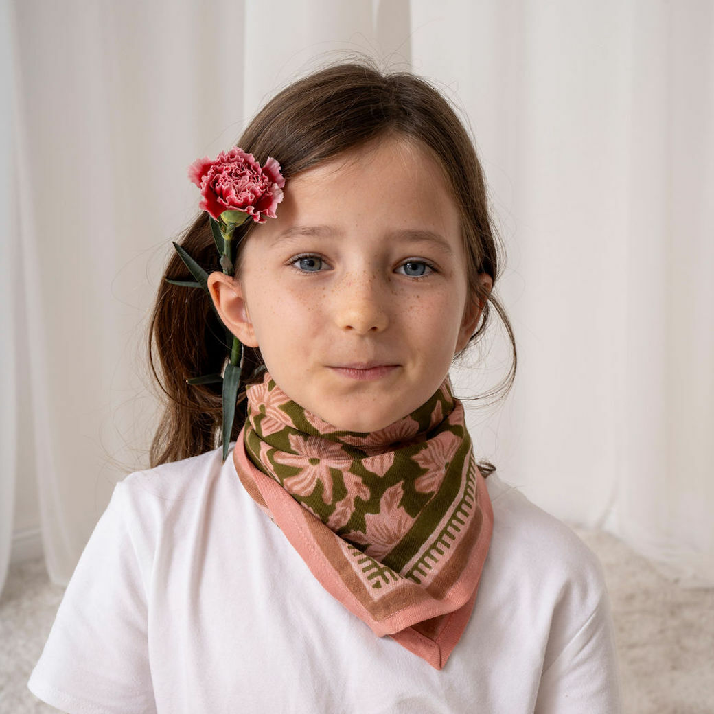 馬諾亞芳草綠 | 領巾