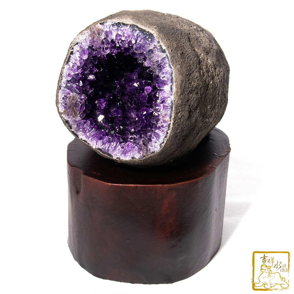 烏拉圭紫水晶洞1.7kg 旺財氣【吉祥水晶專賣店】