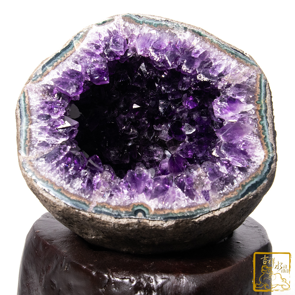 烏拉圭紫水晶洞 2.4kg 旺財氣