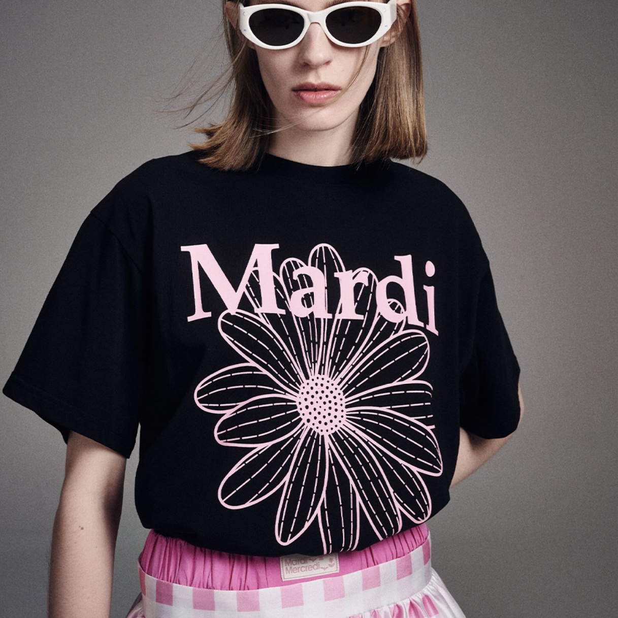 MARDI MERCREDI TSHIRT BLACK PINK 獨家款 黑底粉花 短袖 上衣 韓國代購