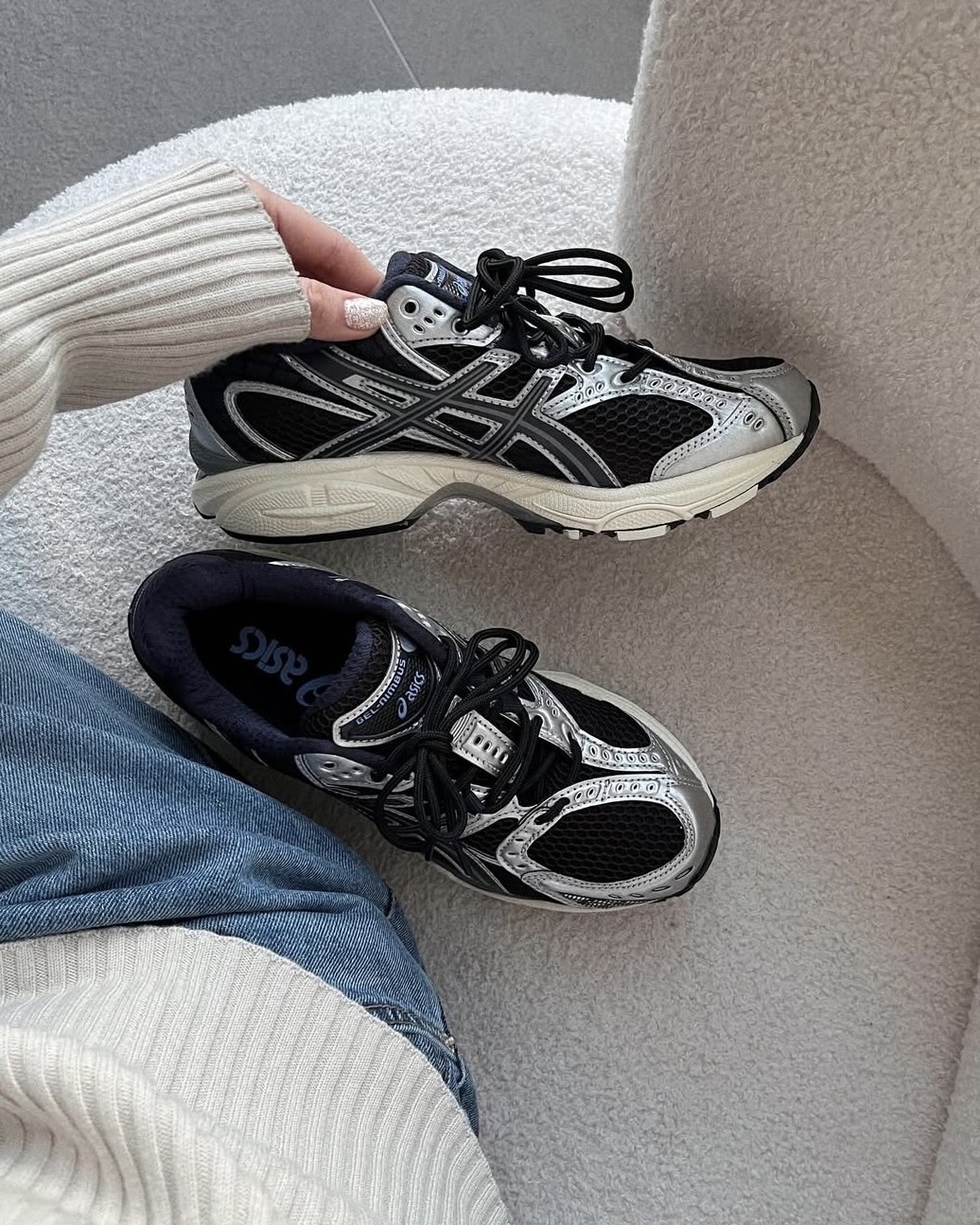 <奇蹟降價>Asics Gel-Nimbus 10.1 復古底 銀黑色