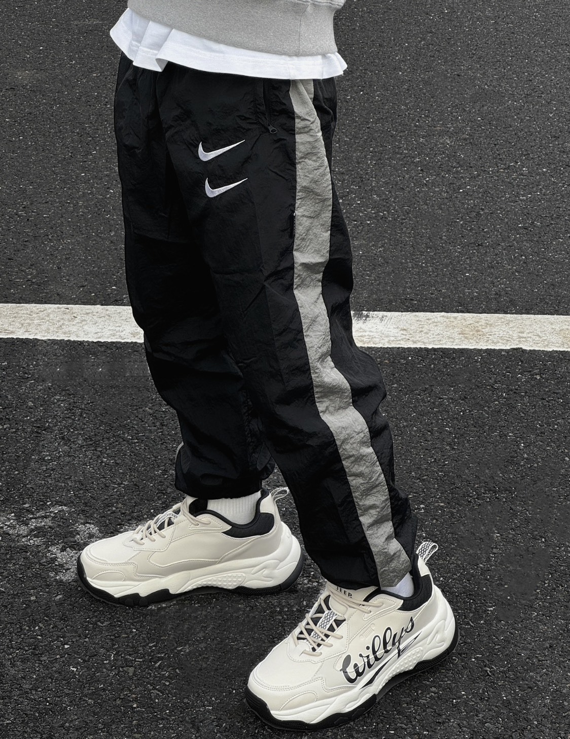 Nike 復古 側邊條紋 雙勾 束腳 休閒針織 運動褲 黑色 CJ4878010