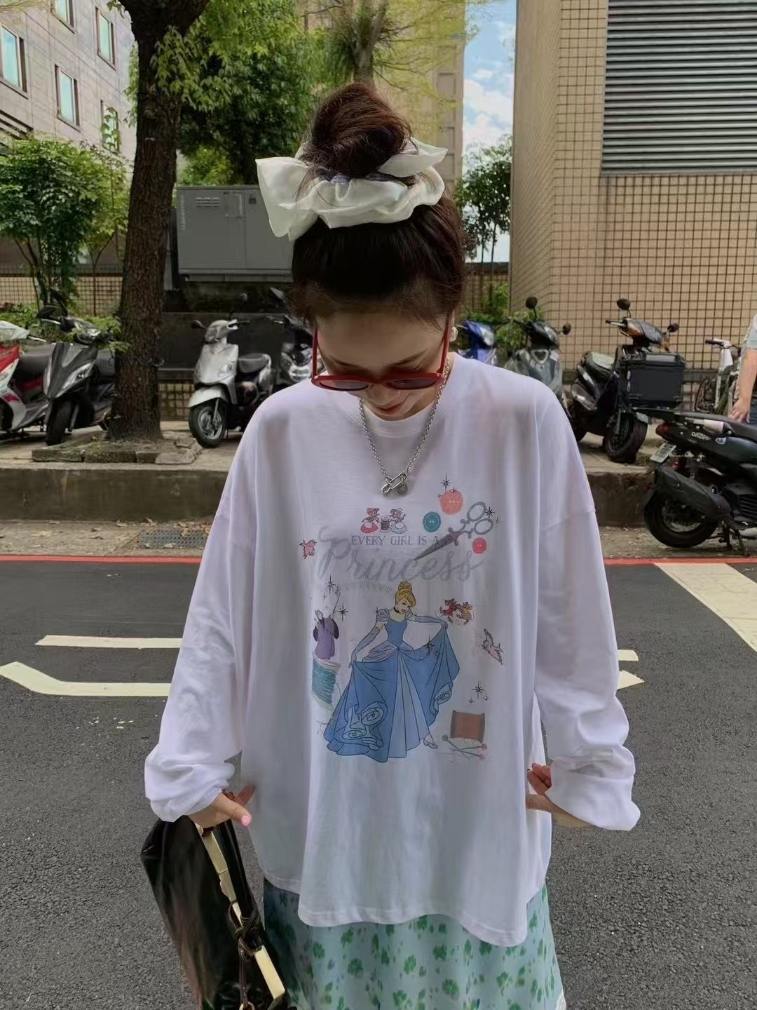 #228N417 Princess Cinderella 寬鬆長Tee •Disney正版