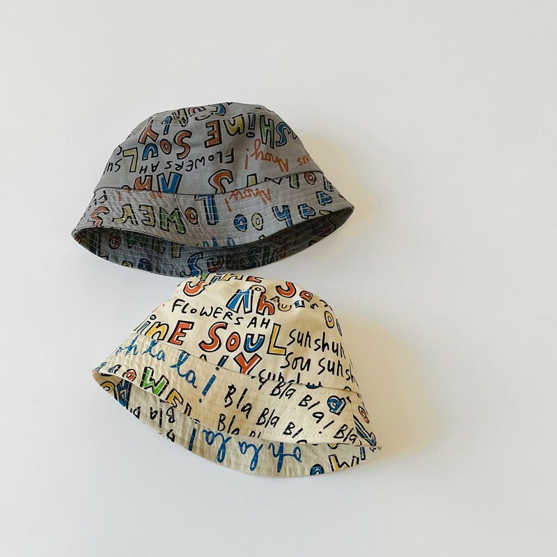 彩色手繪字母 漁夫帽