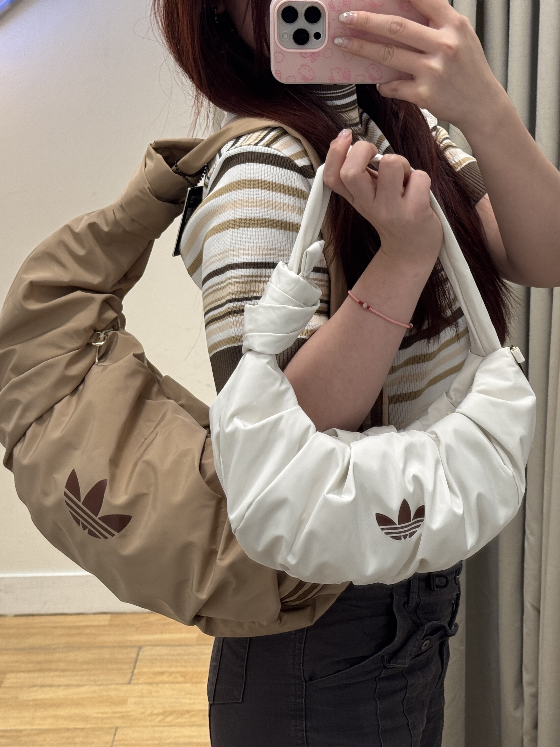 ADIDAS 泰奶色系 焦糖色 米白色 棕色 皺摺牛角包 手提包 斜背包 肩背包 可調節 三葉草 KA9272 KA9267 / 現貨