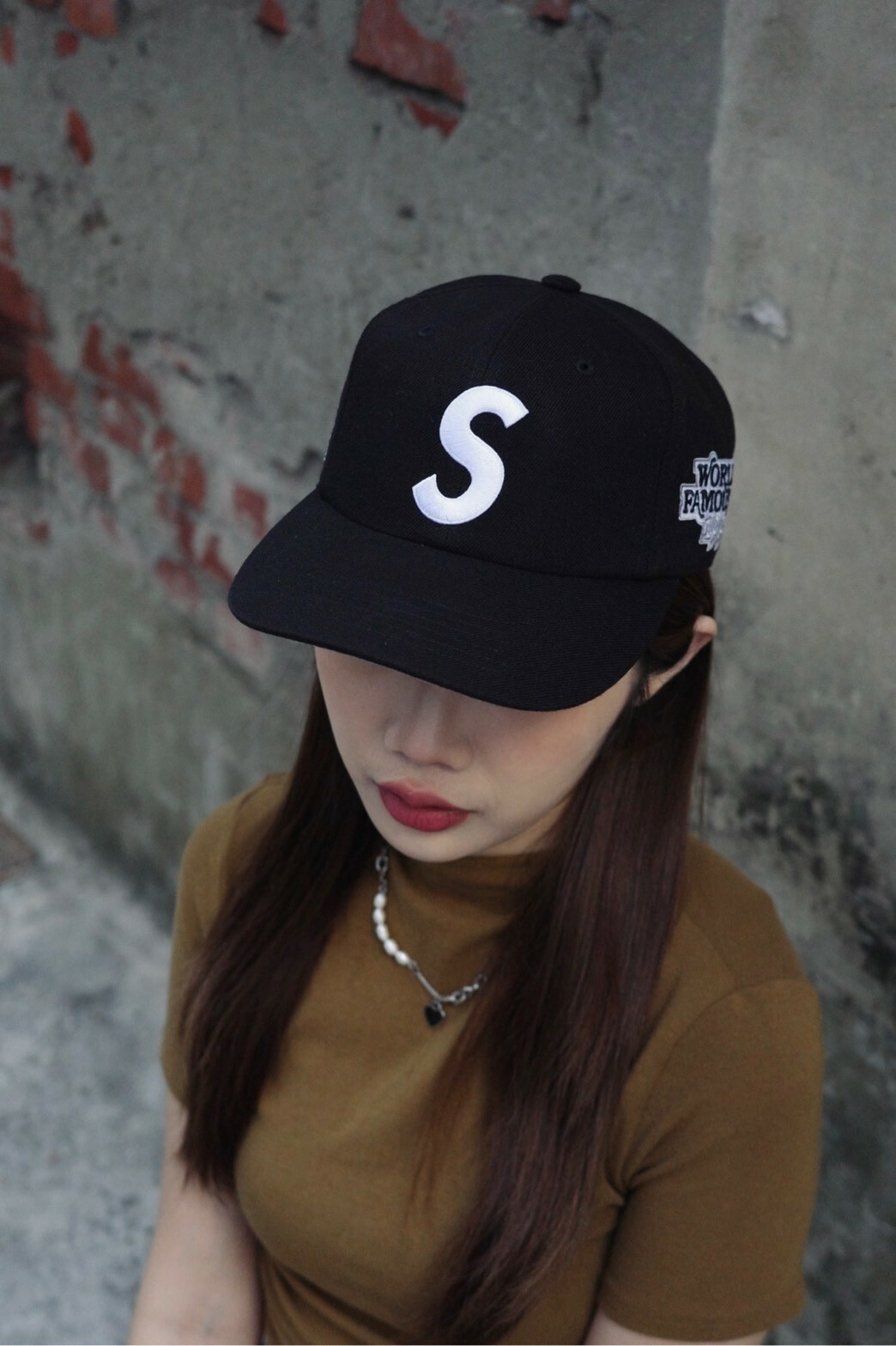 Supreme World Famous S Logo 6-Panel 六分割帽 SS25H23