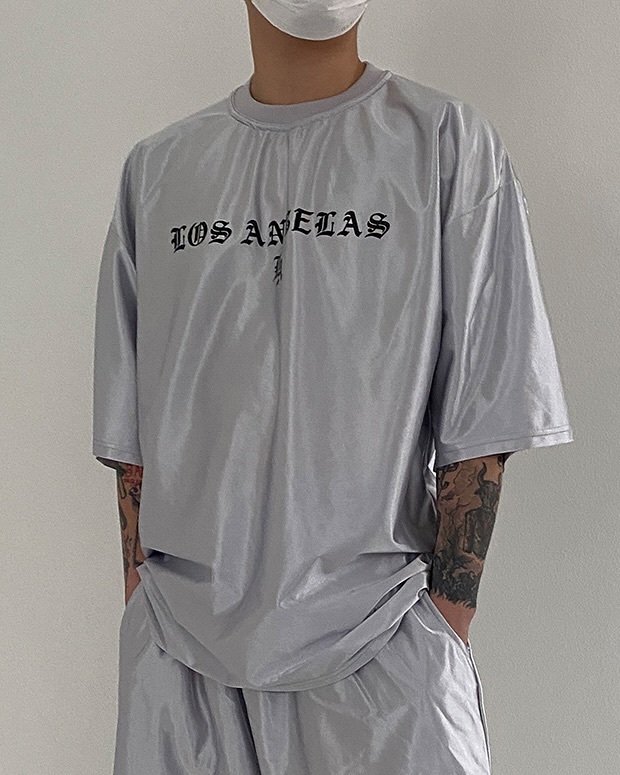 LA 緞面平紋短袖上衣