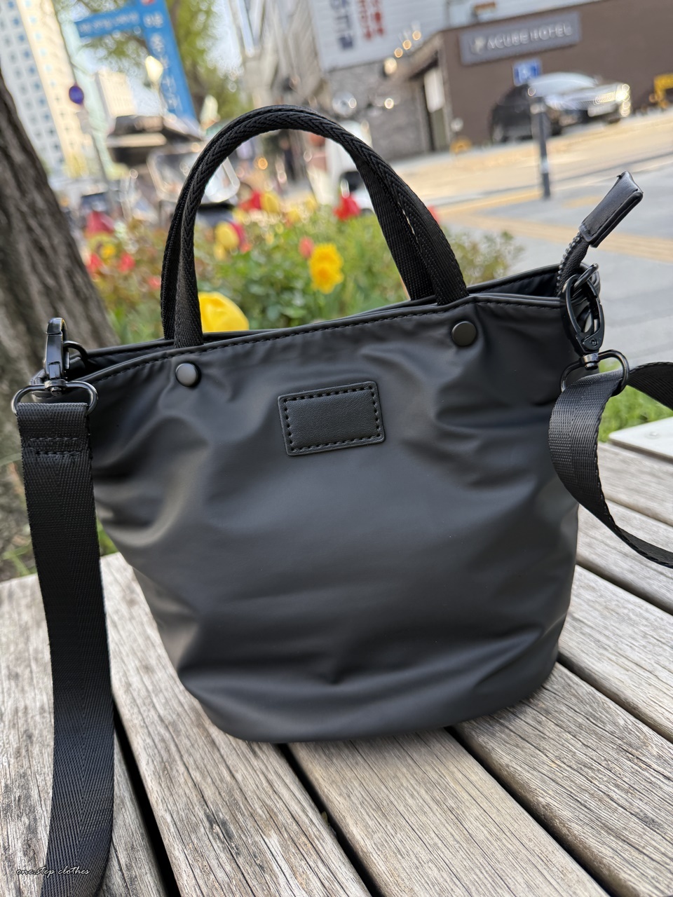 正韓好容量BK防潑水手提肩背兩用小包
