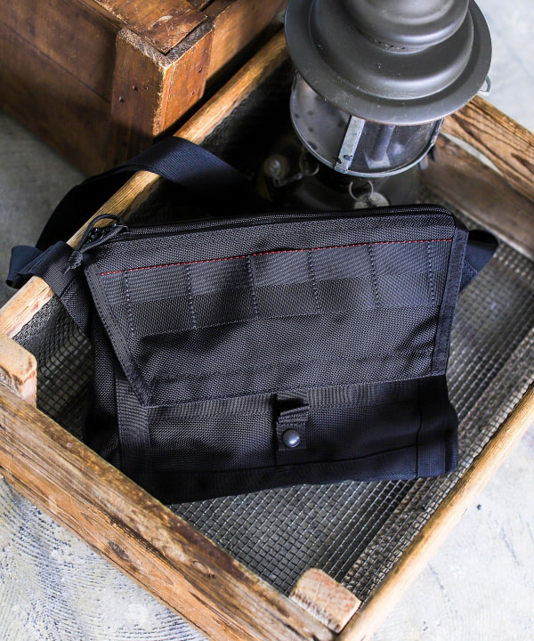 日本 Beams x BRIEFING / FLEET MESSENGER BAG