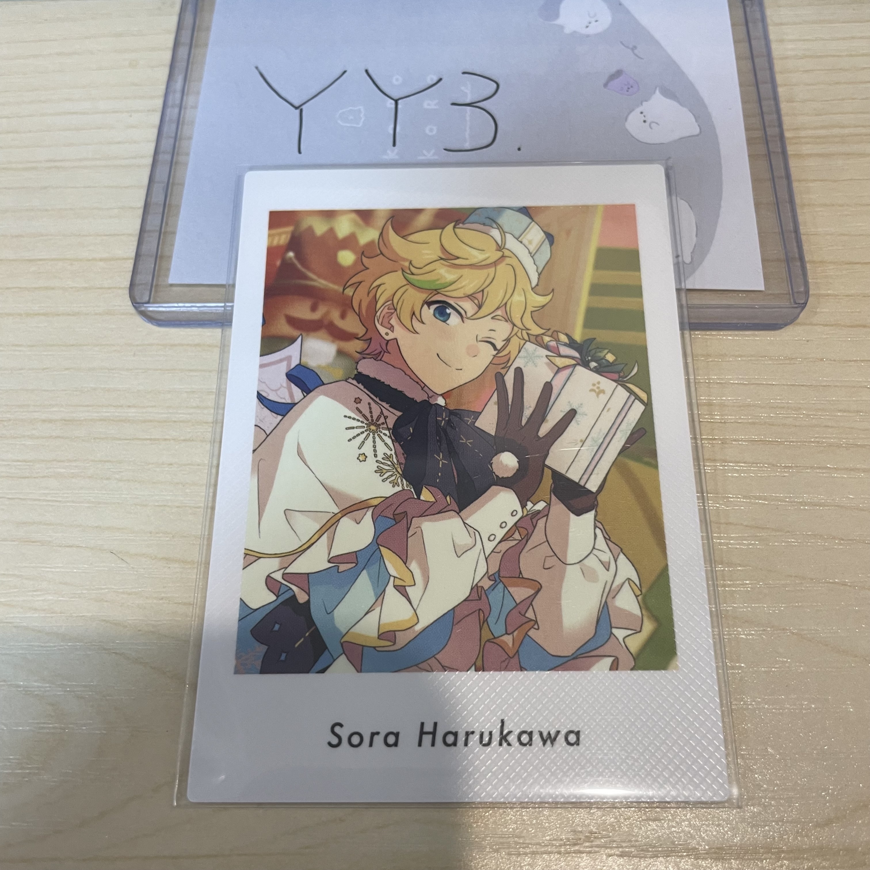 ES 宙 拍立得 #YY3