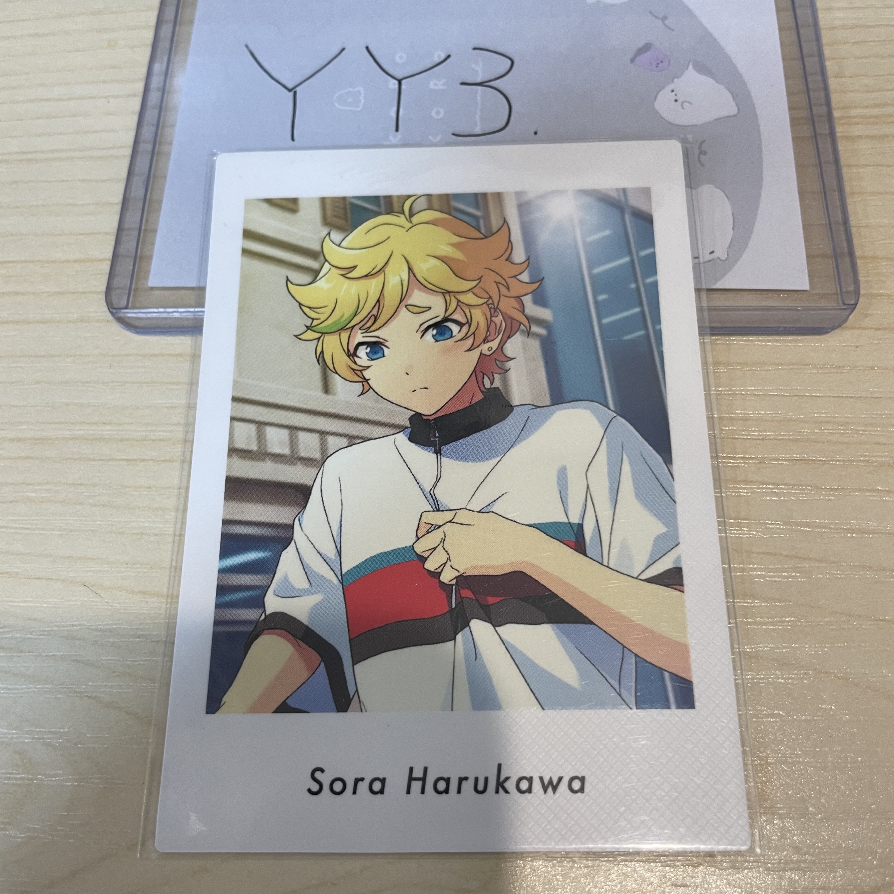 ES 宙 拍立得 #YY3