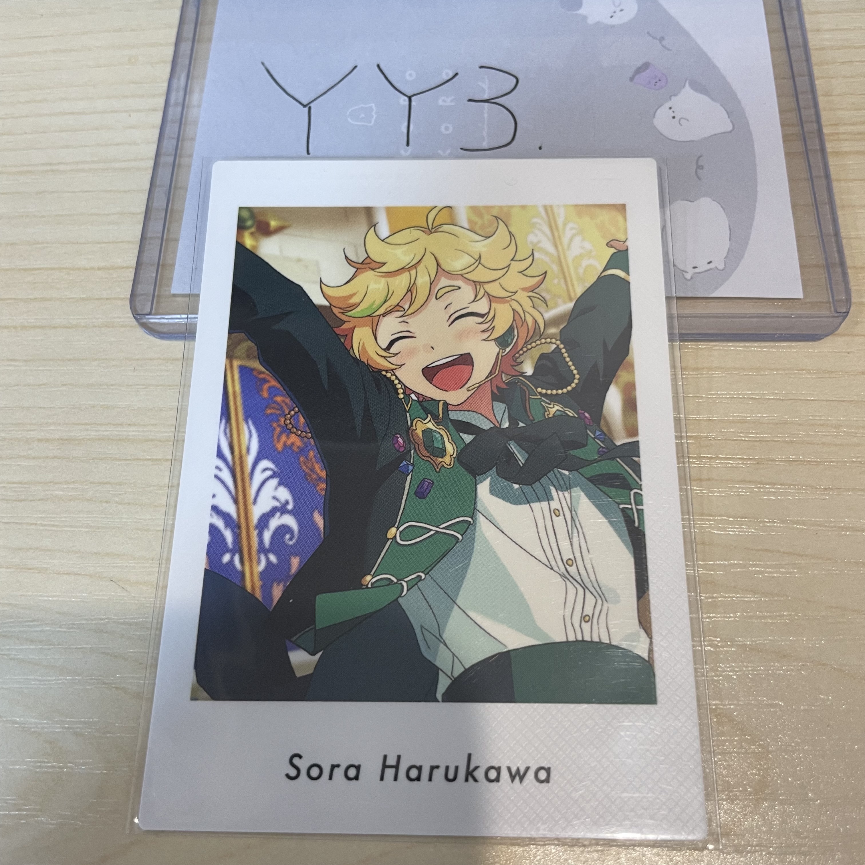 ES 宙 拍立得 #YY3