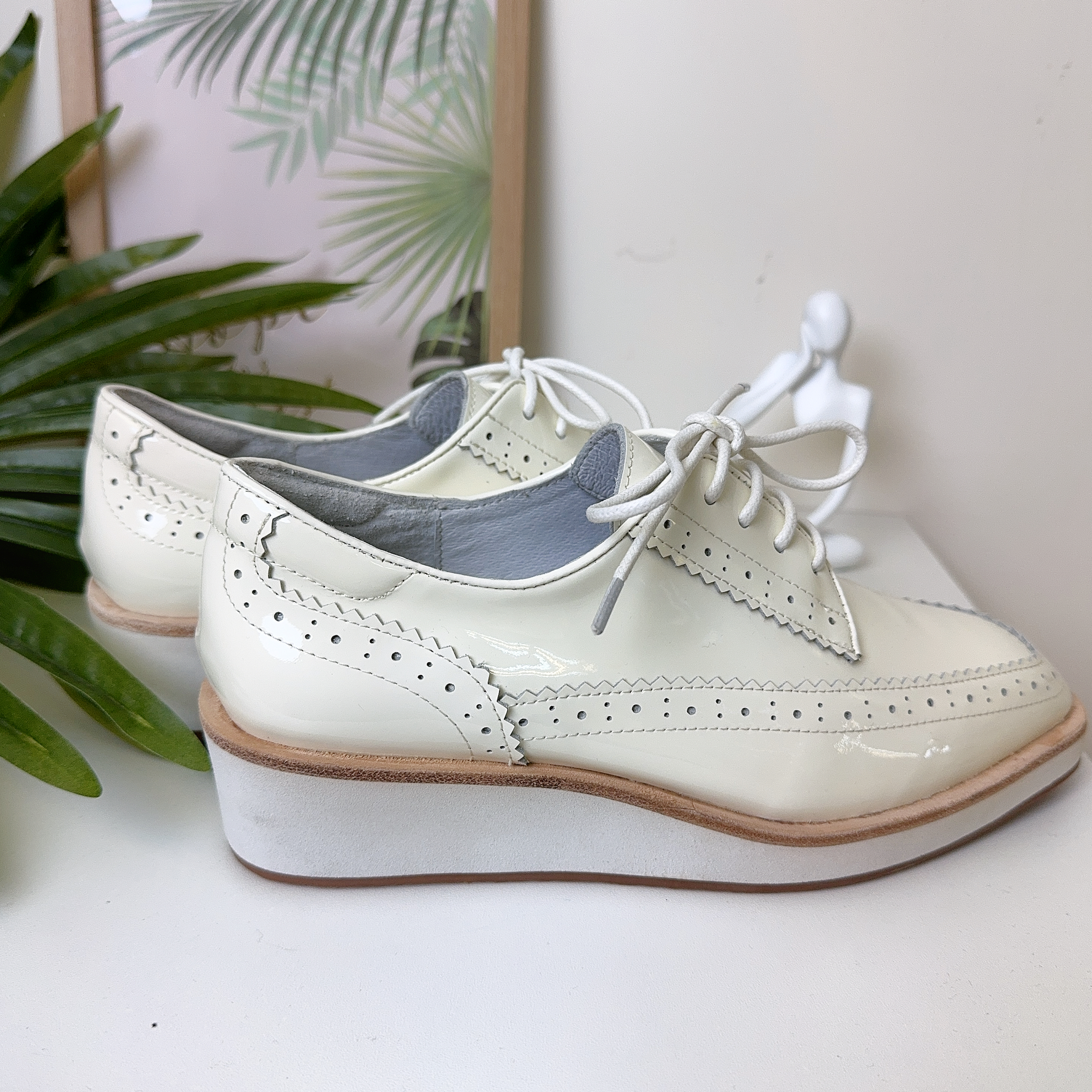 (N) 意大利羊皮通花小方頭鞋 (後高1.5吋) (正常碼) A19-1 - #2803