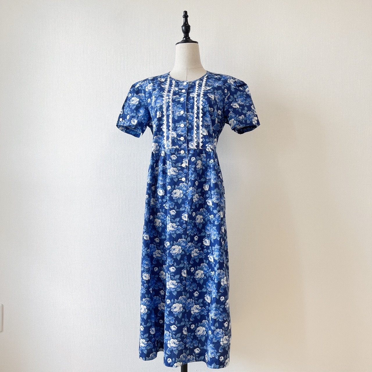 日本製藍色玫瑰花綿質連身裙