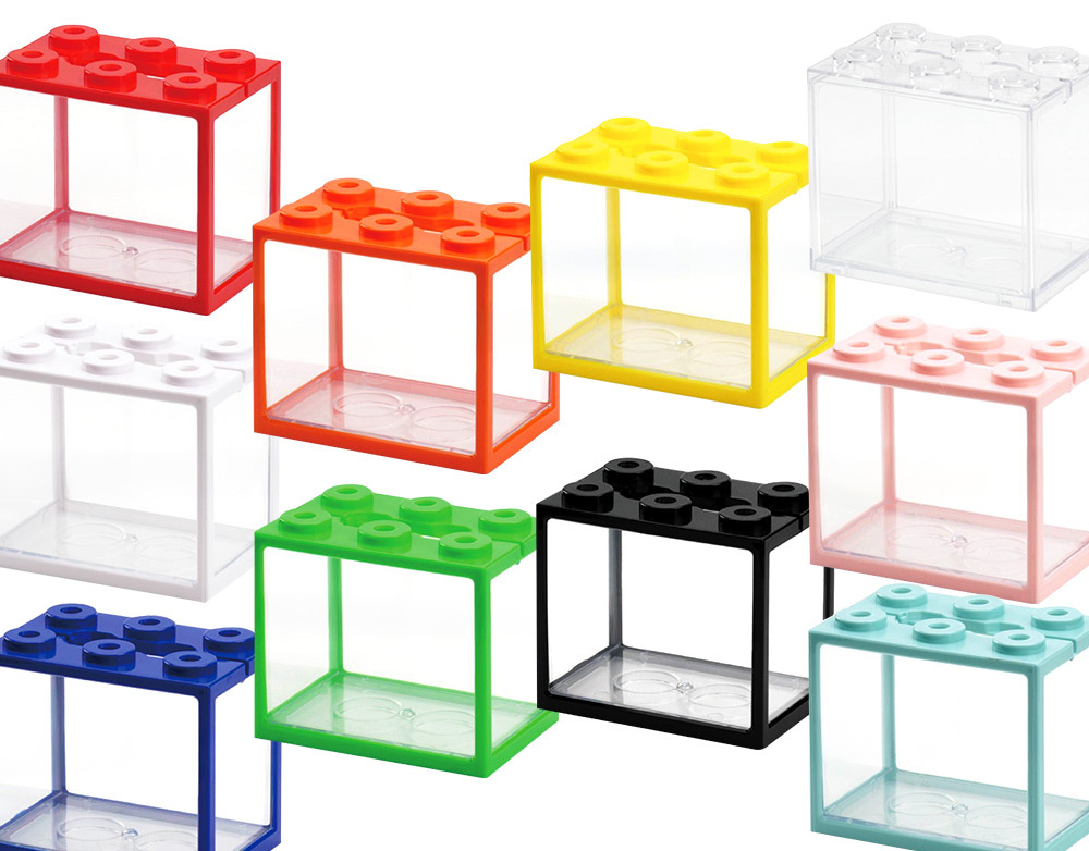 每個魚缸都能自由配色、輕鬆堆疊，適合桌面擺放且方便搬運