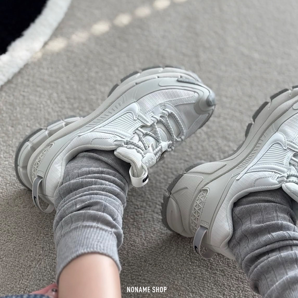 NIKE ZOOM VOMERO 5 ROAM 防撕裂 防水 栓扣式鞋帶 骨白 (男/女款)