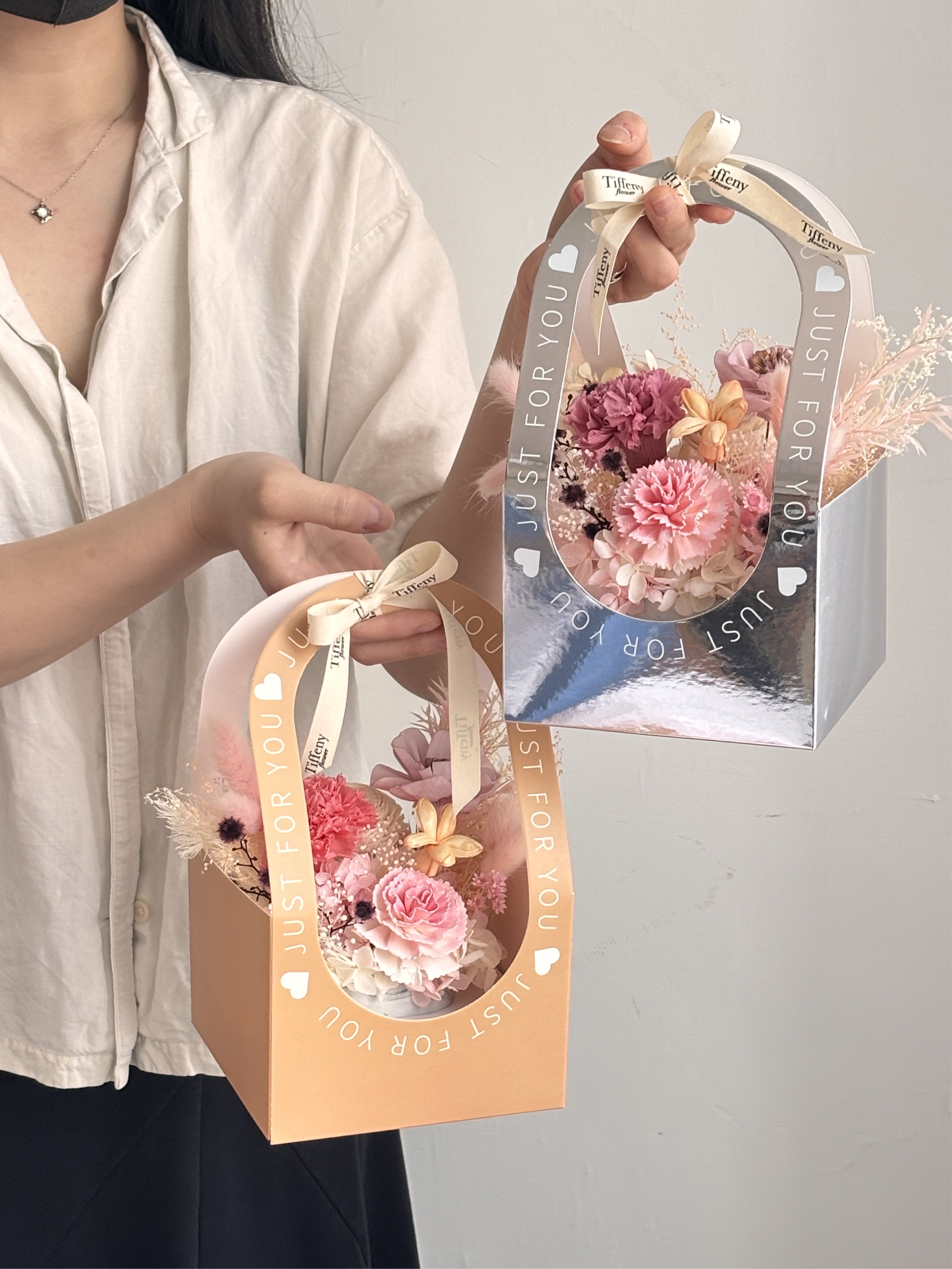 Mom’s Secret Sweetheart Side – Preserved Flower Pot for Mother’s Day