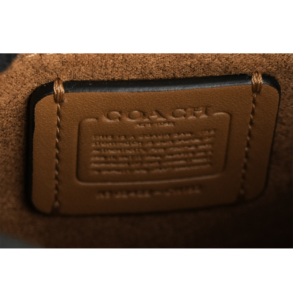 【COACH】Eliza 小牛皮翻蓋迷你梯形手提/斜背二用包(黑色) CW182 QBBK