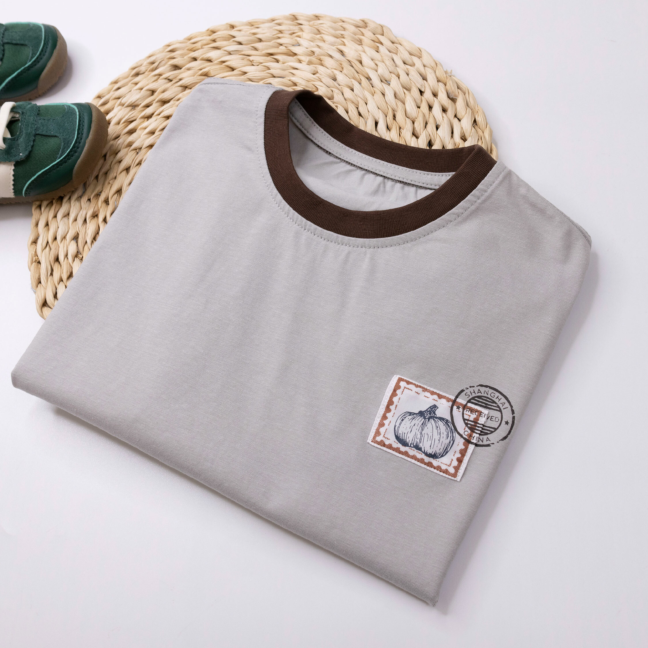 【H50147】南瓜郵票布標圓領寬版上衣/短T