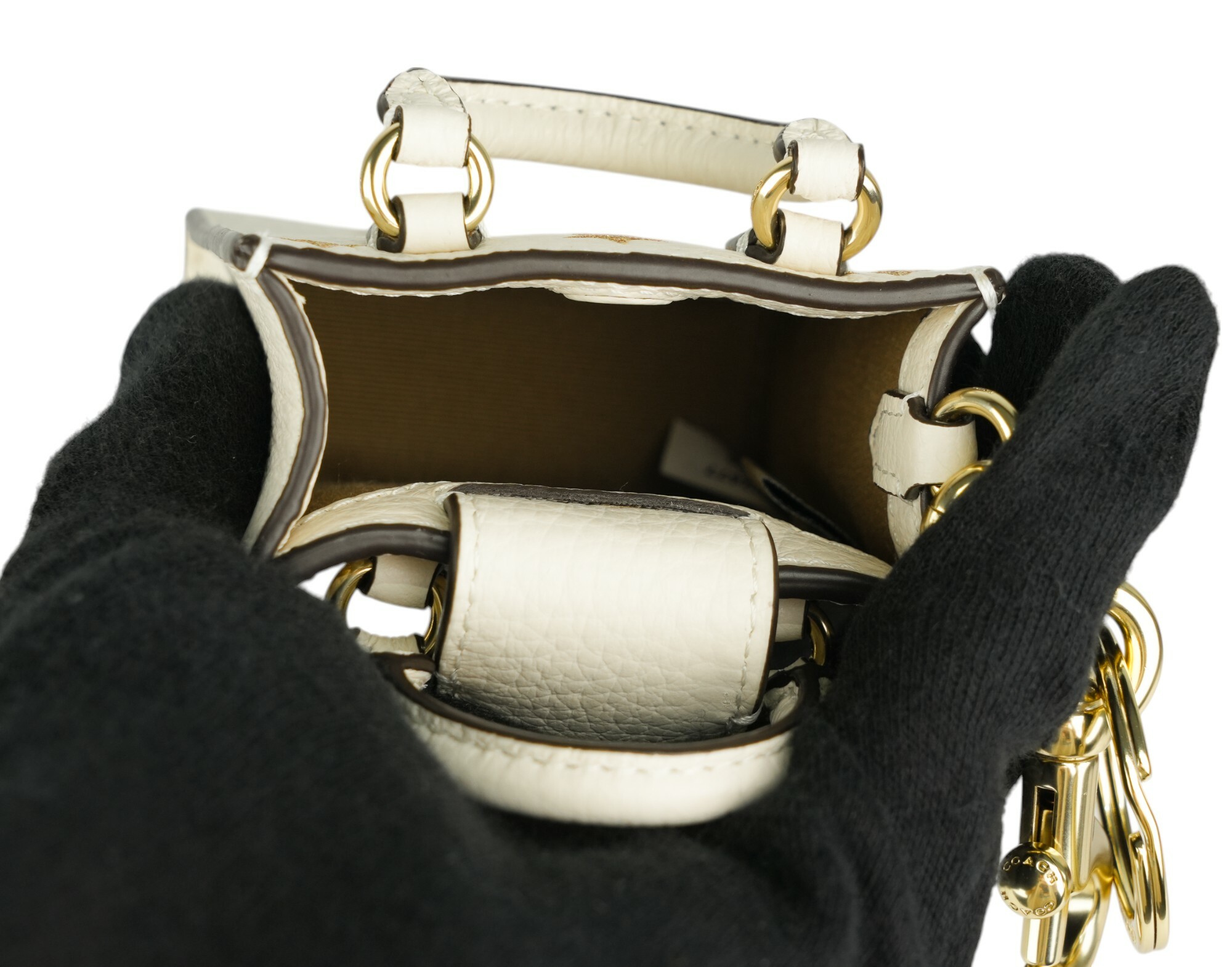 【COACH】星星圖案迷你琴譜包造型吊飾/鑰匙圈(白色) CX074 IMCAH