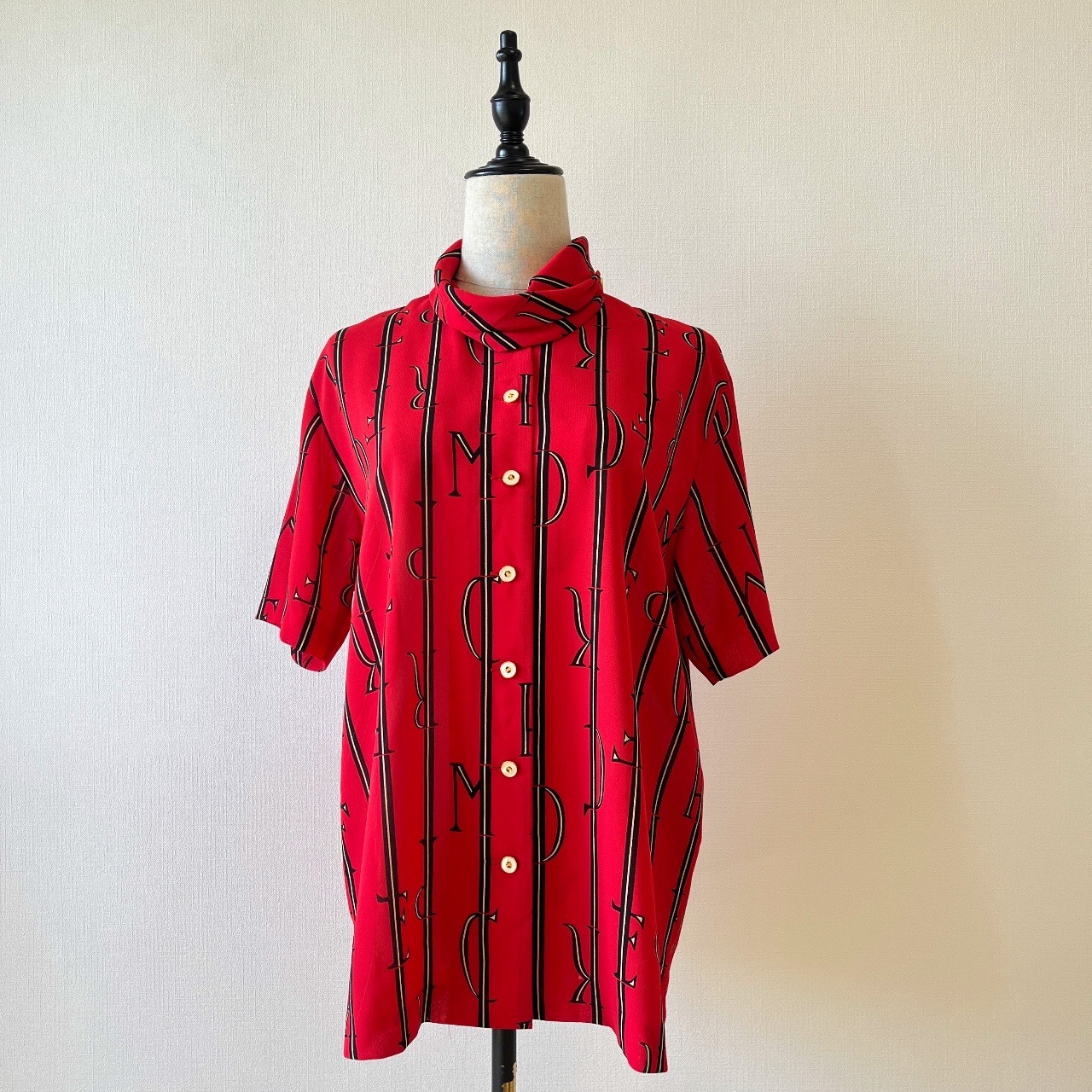 Bruno Piattelli紅色英文字圖古著上衣