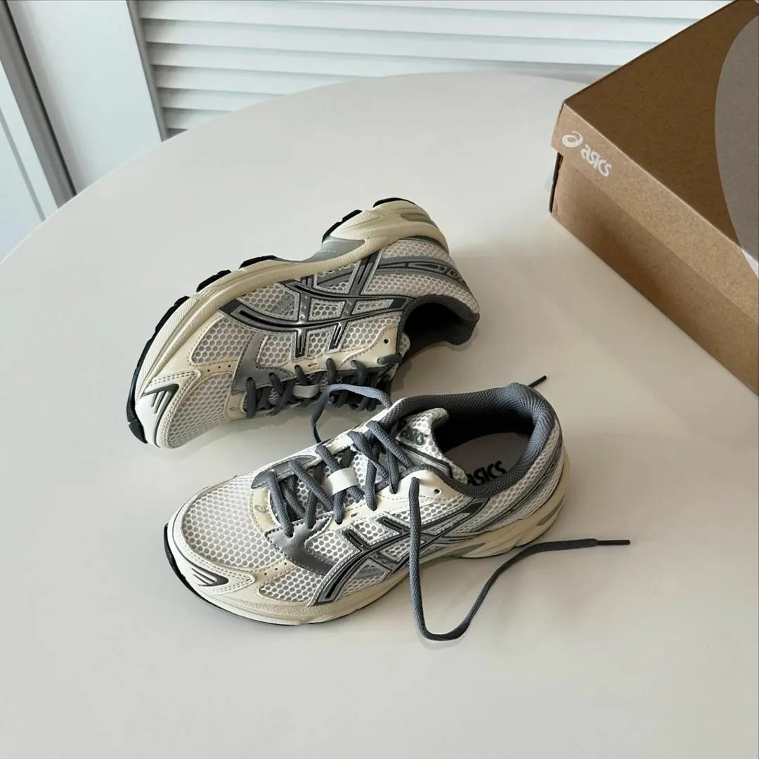 Women's Asics Gel-1130