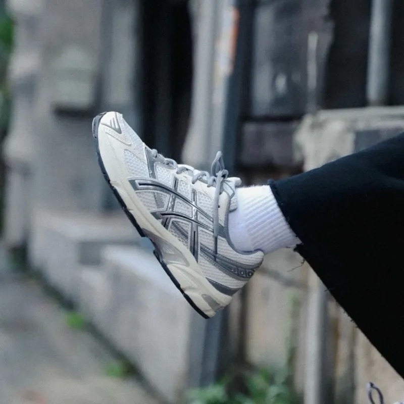 Women's Asics Gel-1130