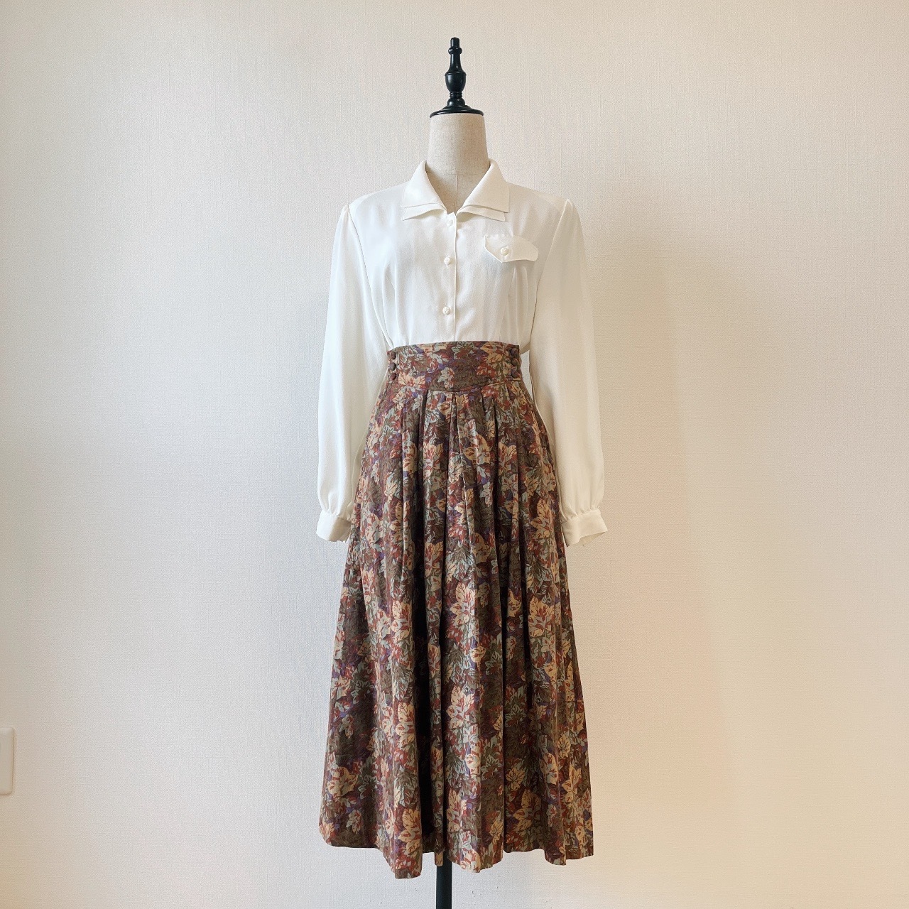 Laura Ashley日本製墨綠色樹葉圖案高腰半裙