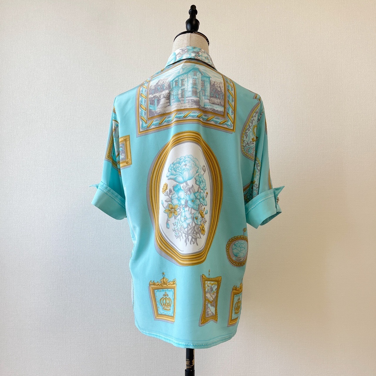 Tiffany Blue藝術展品圖案古著上衣