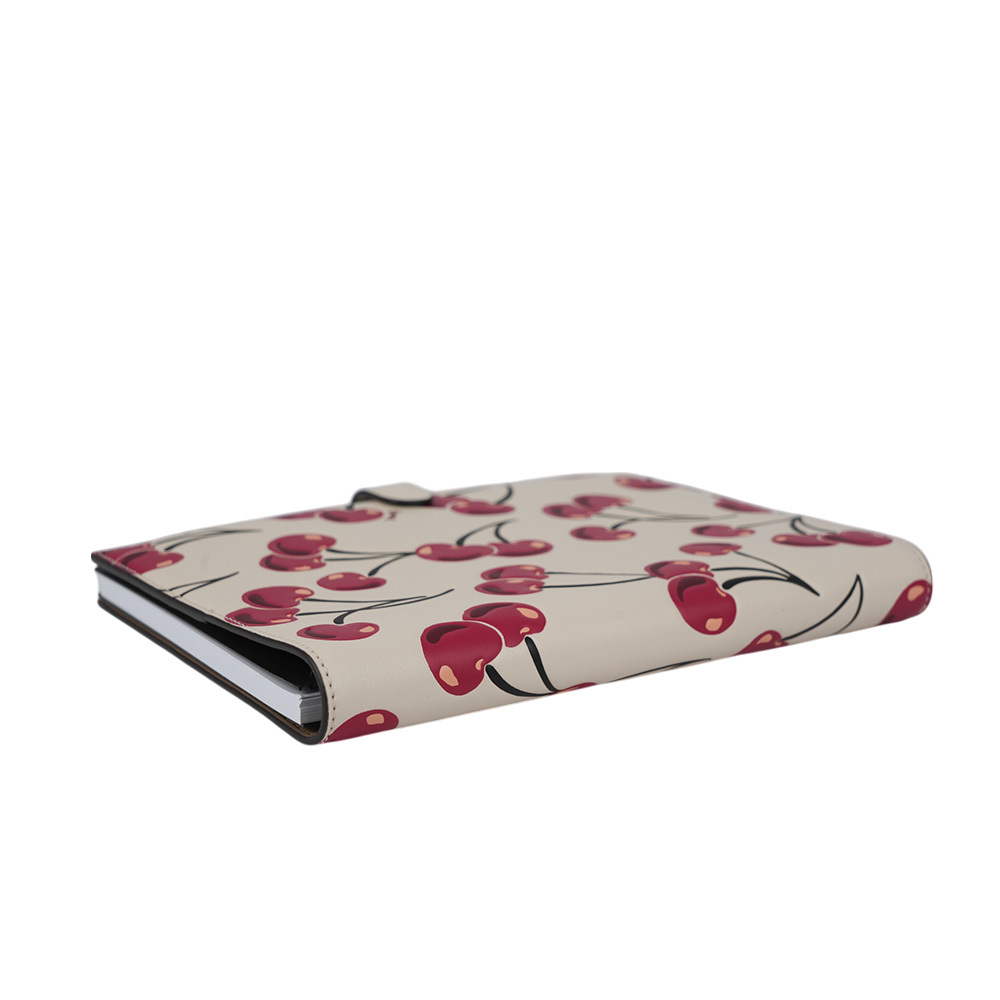 【COACH】櫻桃圖案平滑皮革筆記本/記事本(白色) CY992 SVCAH