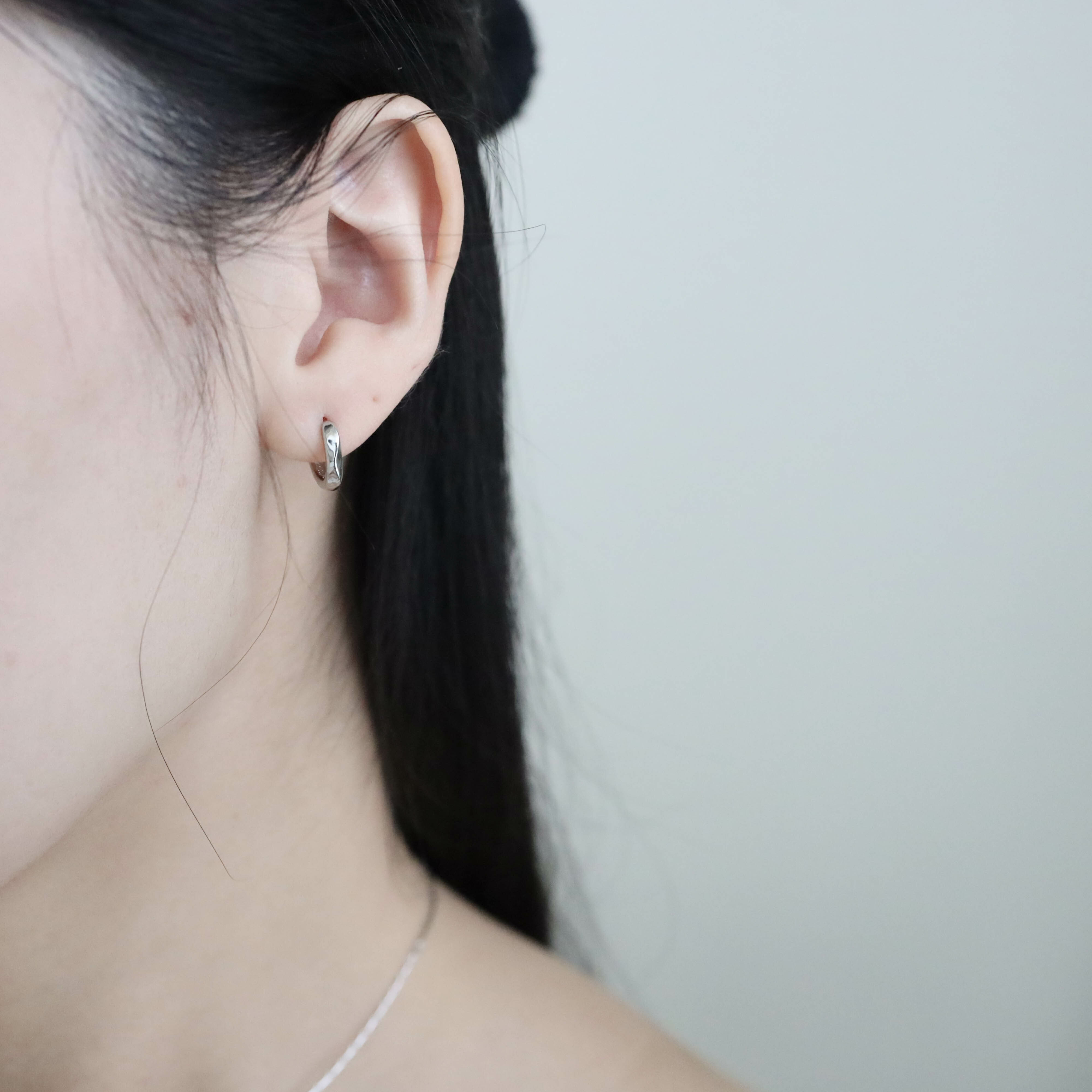 925純銀不規則面耳圈