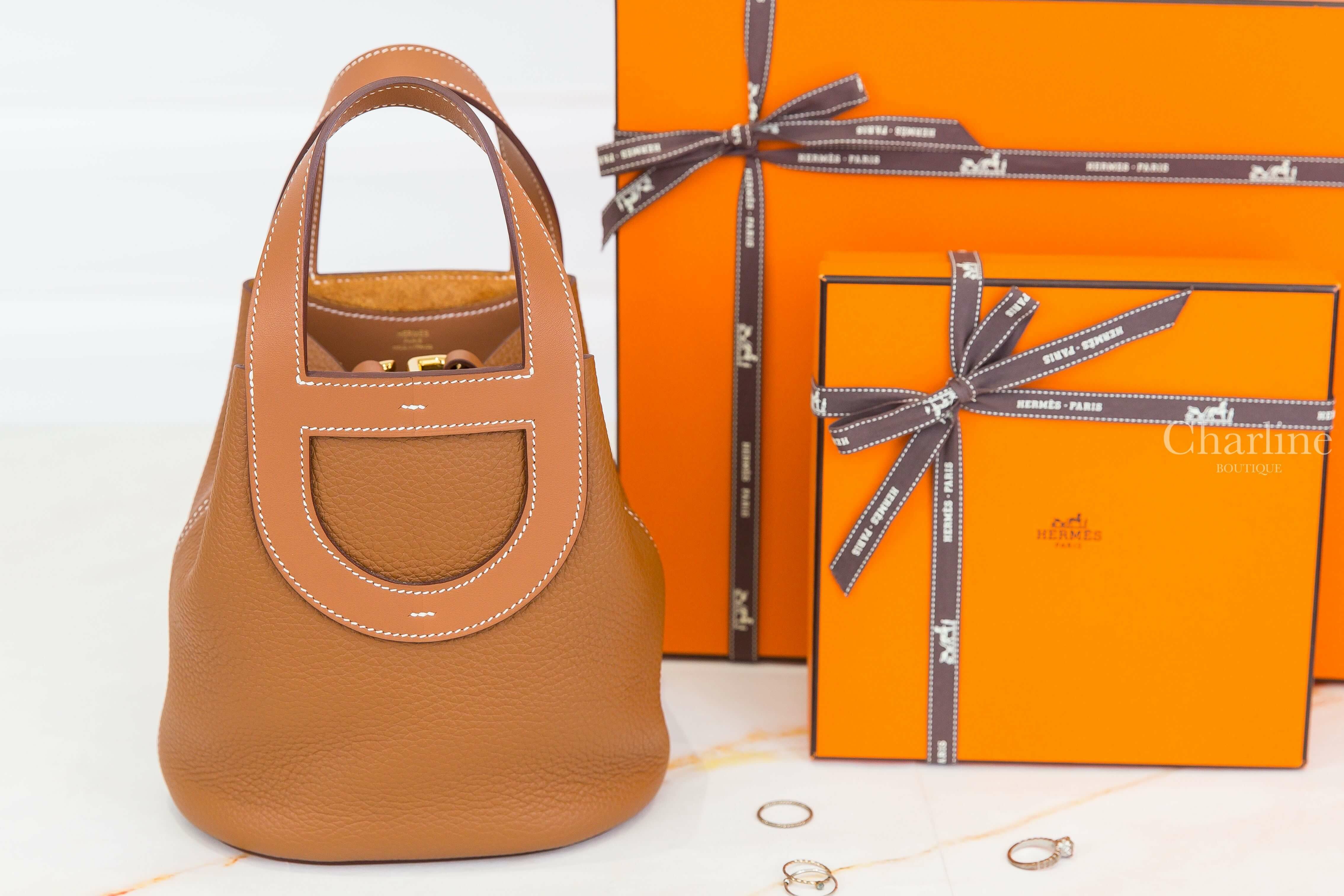 Hermès In The Loop 18cm 37 Gold Taurillon Clemence 焦糖色金釦小型提把水桶包-Charline Boutique 精品代購