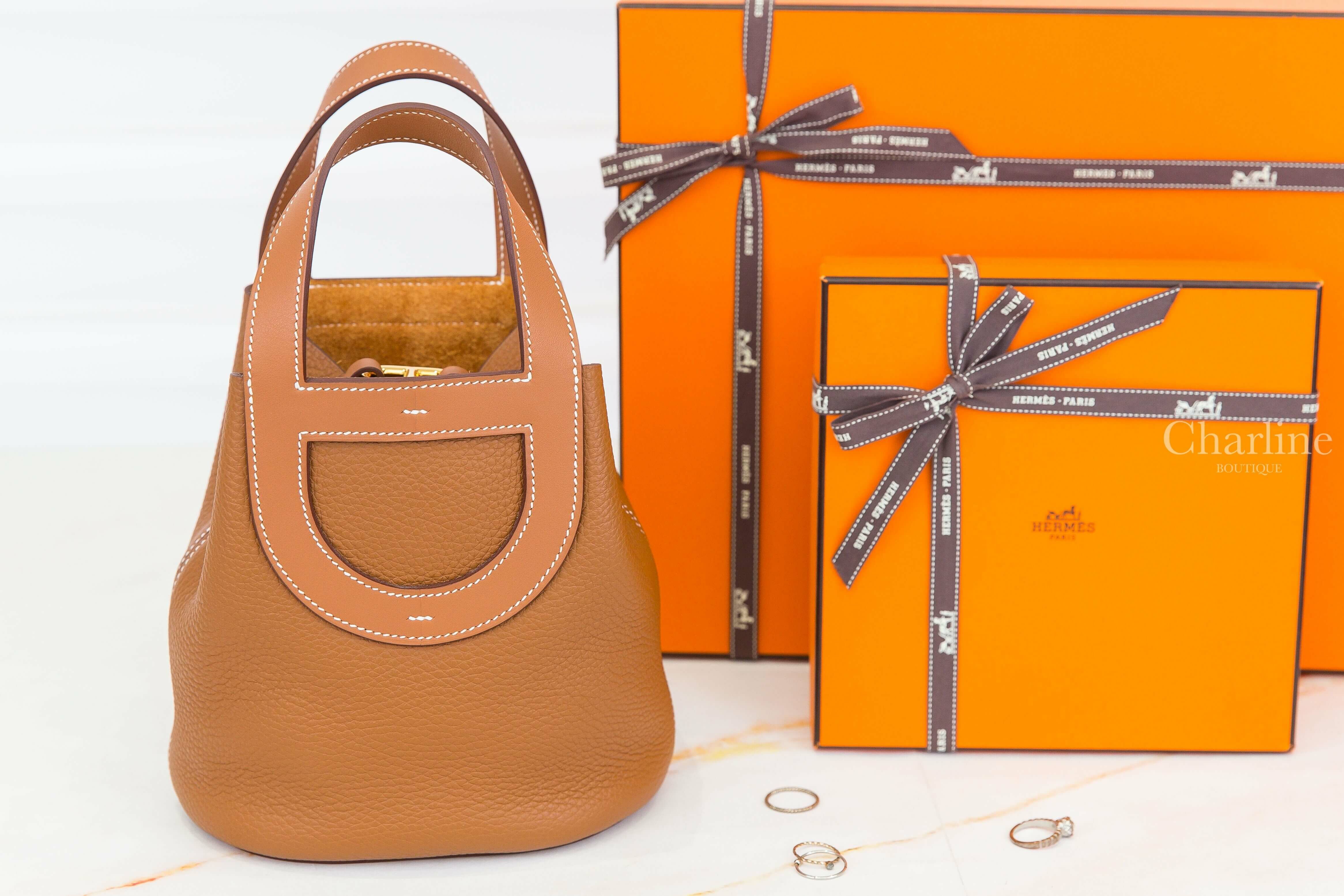 Hermès In The Loop 18cm 37 Gold Taurillon Clemence 焦糖色金釦小型提把水桶包-Charline Boutique 精品代購