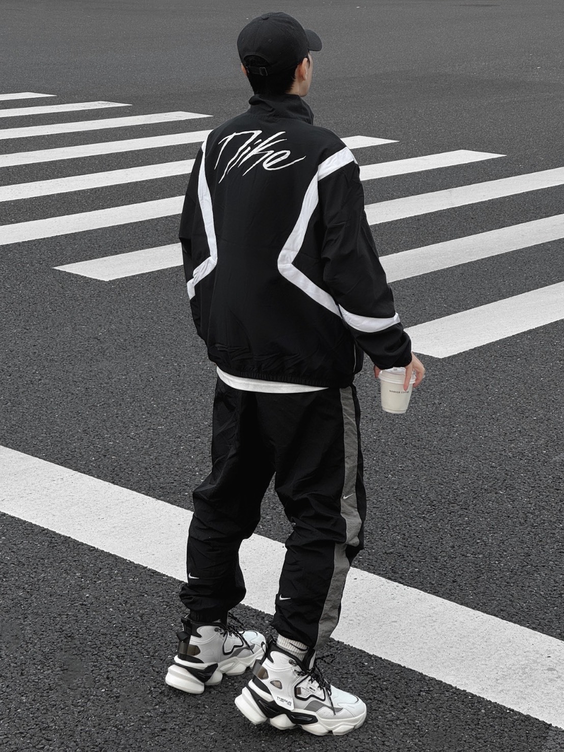 NIKE 立領風衣外套