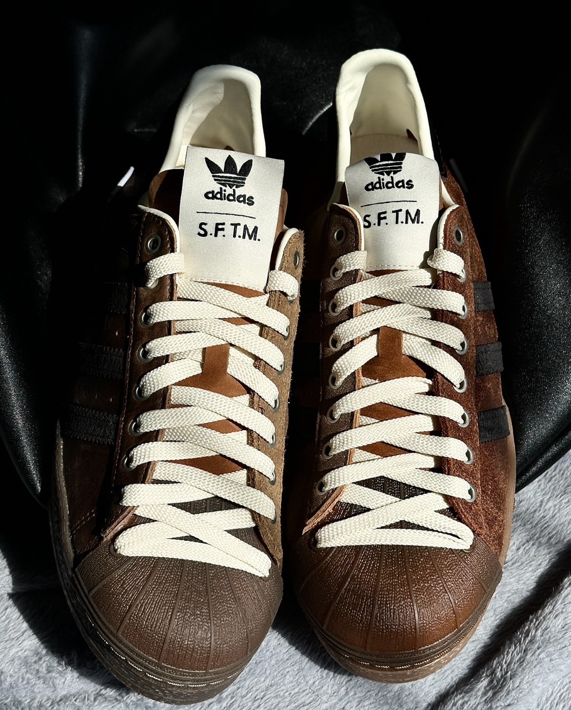 Song for the Mute x adidas Superstar 82「烤吐司」棕黑聯名鞋