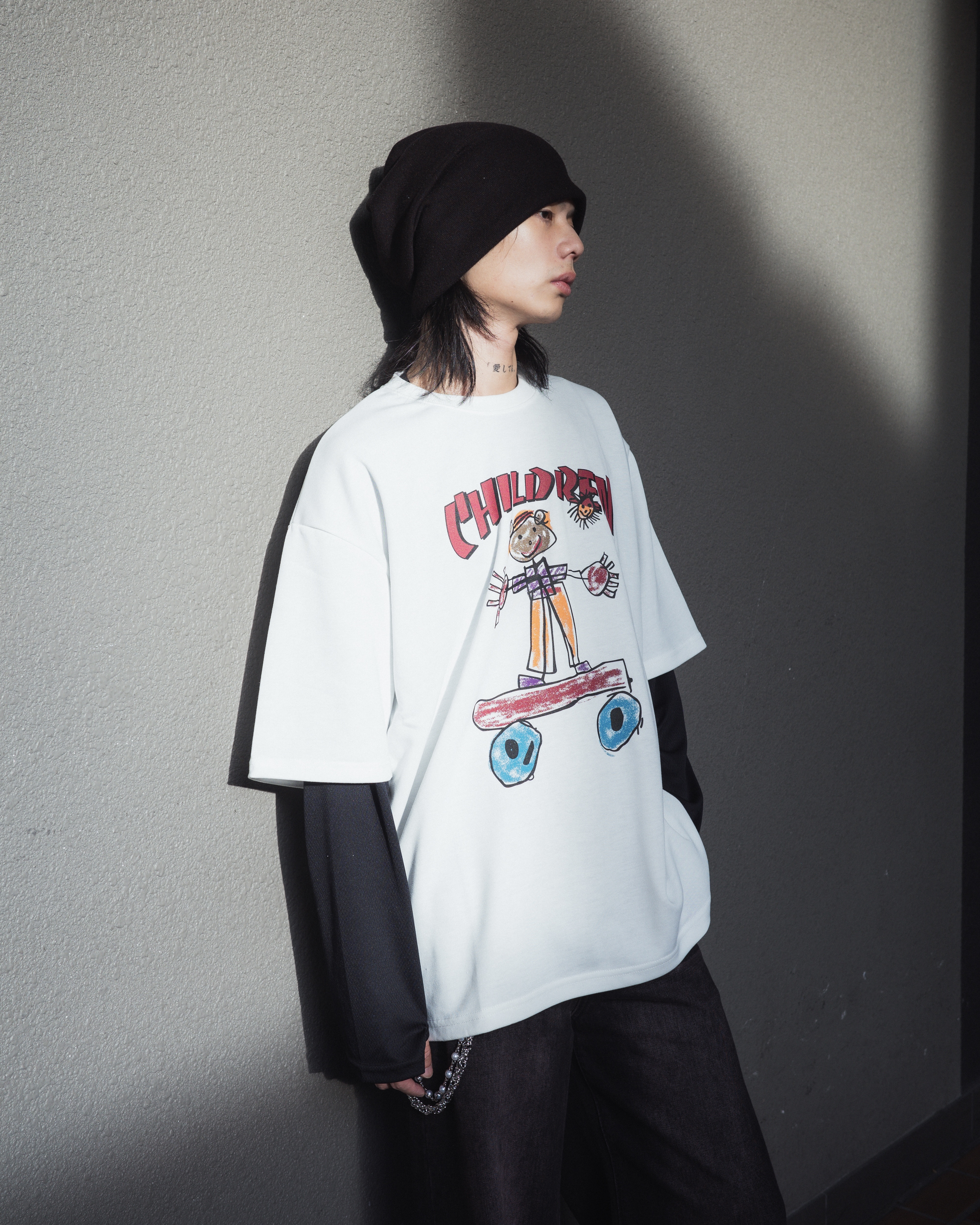 JIN UNIVERSAL  蠟筆塗鴉 童趣 小孩 短T