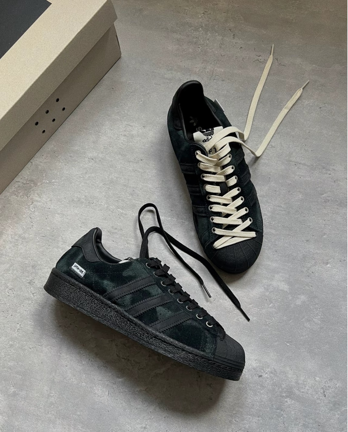 Song for the Mute x adidas Superstar 82 黑色聯名鞋