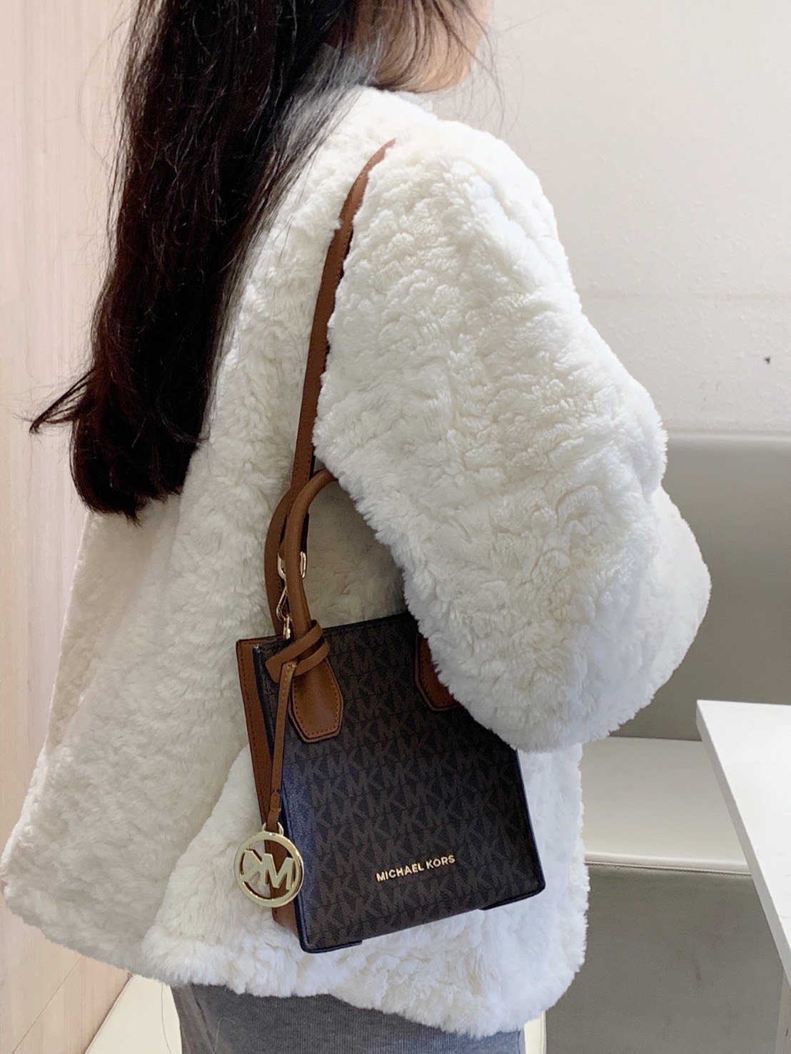 MICHAEL KORS  MK 迷你老花滿印 皮革 風琴手提包 橡果棕色 35T1GM9C0I-200