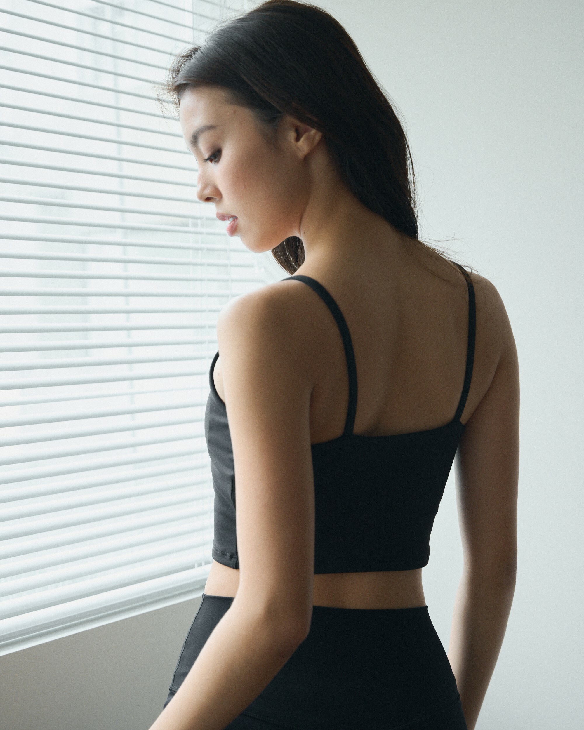 細肩圓領Bra Top運動背心-黑色