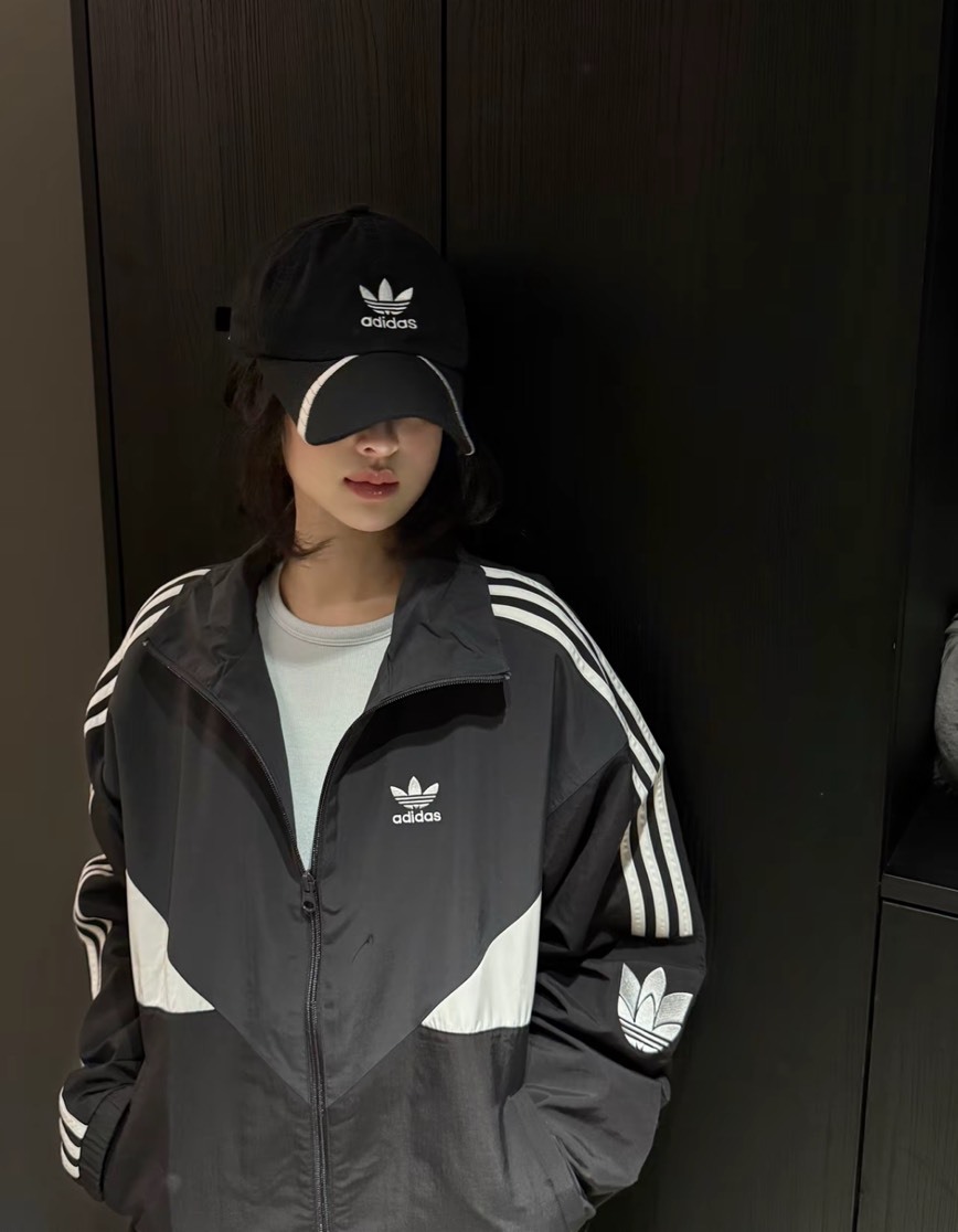 adidas BLOCK JACKET 碳黑拼色潮流外套