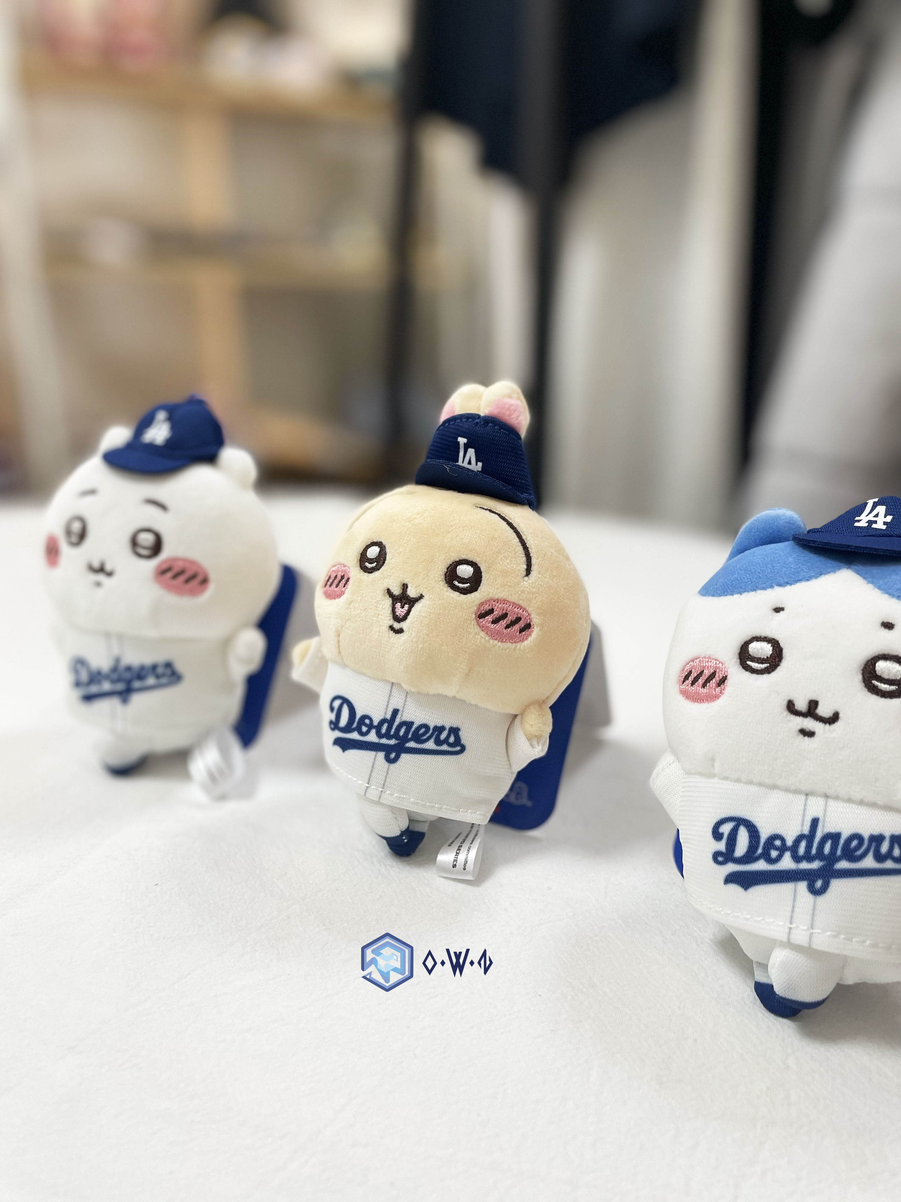 【OWN】Chiikawa X MLB 吉伊卡哇 玩偶 吊飾 棒球 MLB聯名 吉伊 烏薩奇 小八 道奇隊 LA