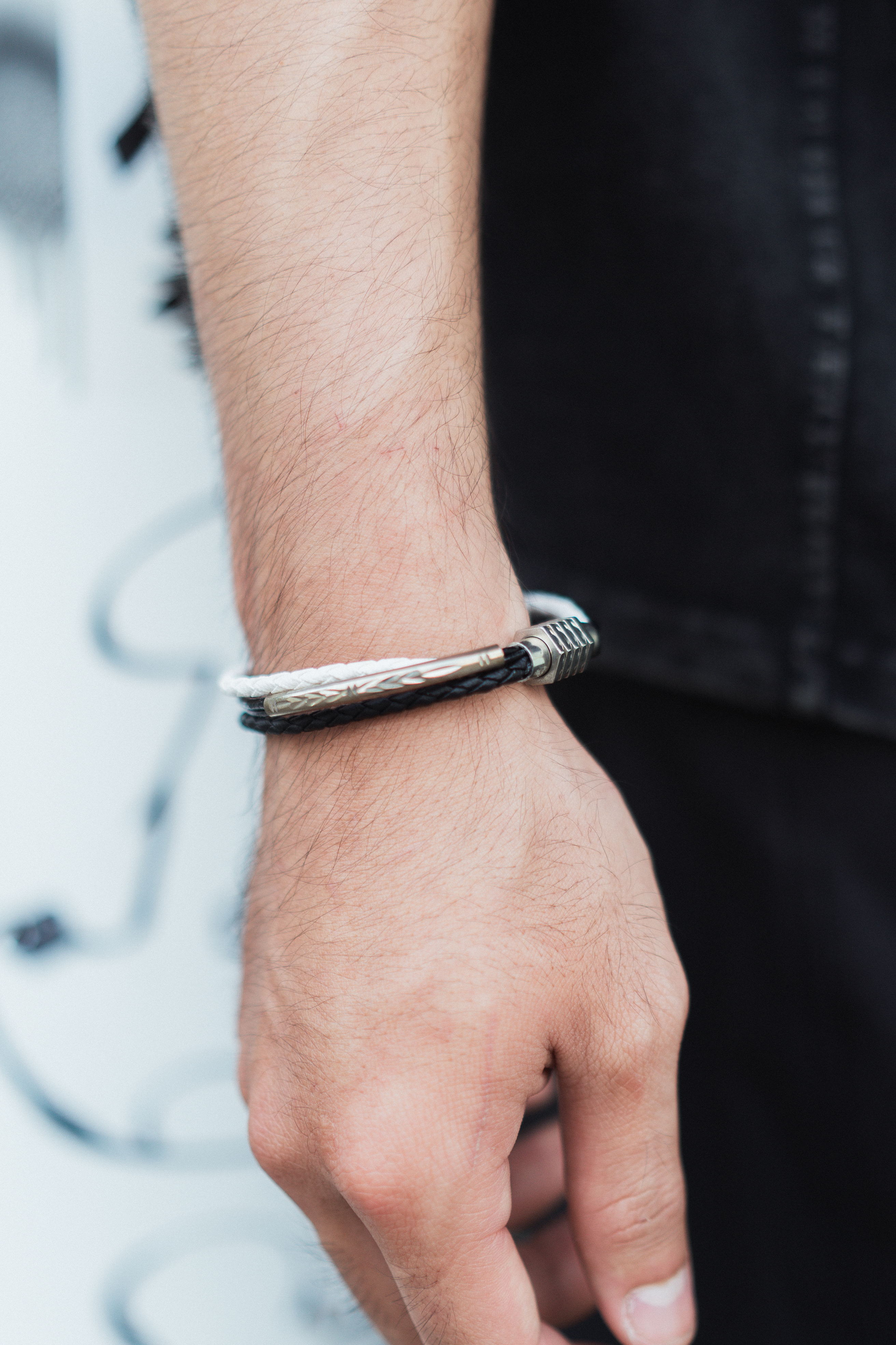 JIN UNIVERSAL磁吸編織多層次皮繩