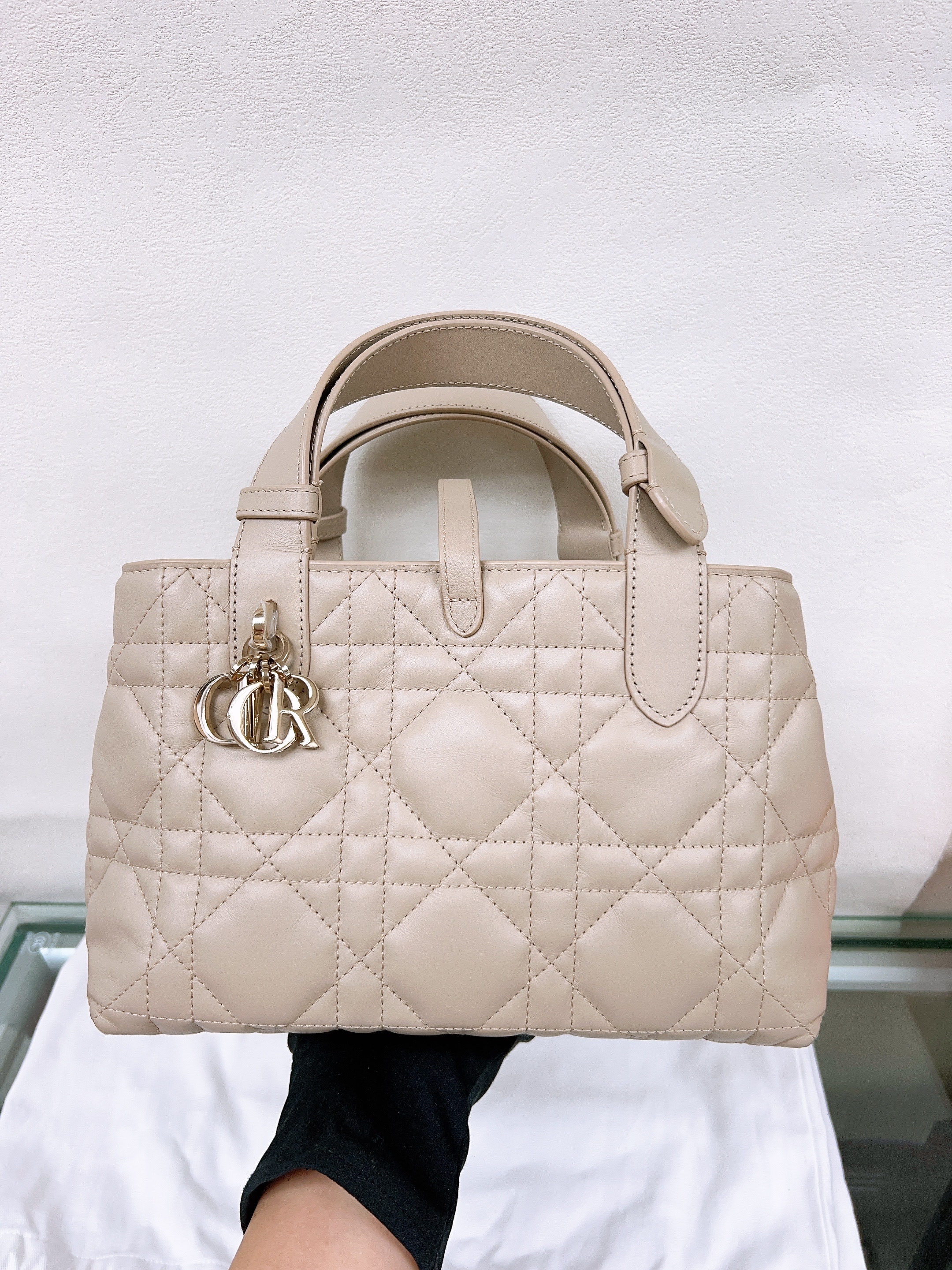 Dior toujours tote small beige