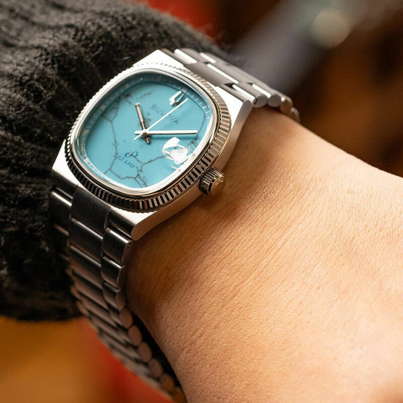 萬年鐘錶 - BULOVA 寶路華   Super Seville 超級塞維利亞系列  方形復古262kHz超頻精準  綠松石錶盤石英機芯男錶 96B455  錶徑 38MM